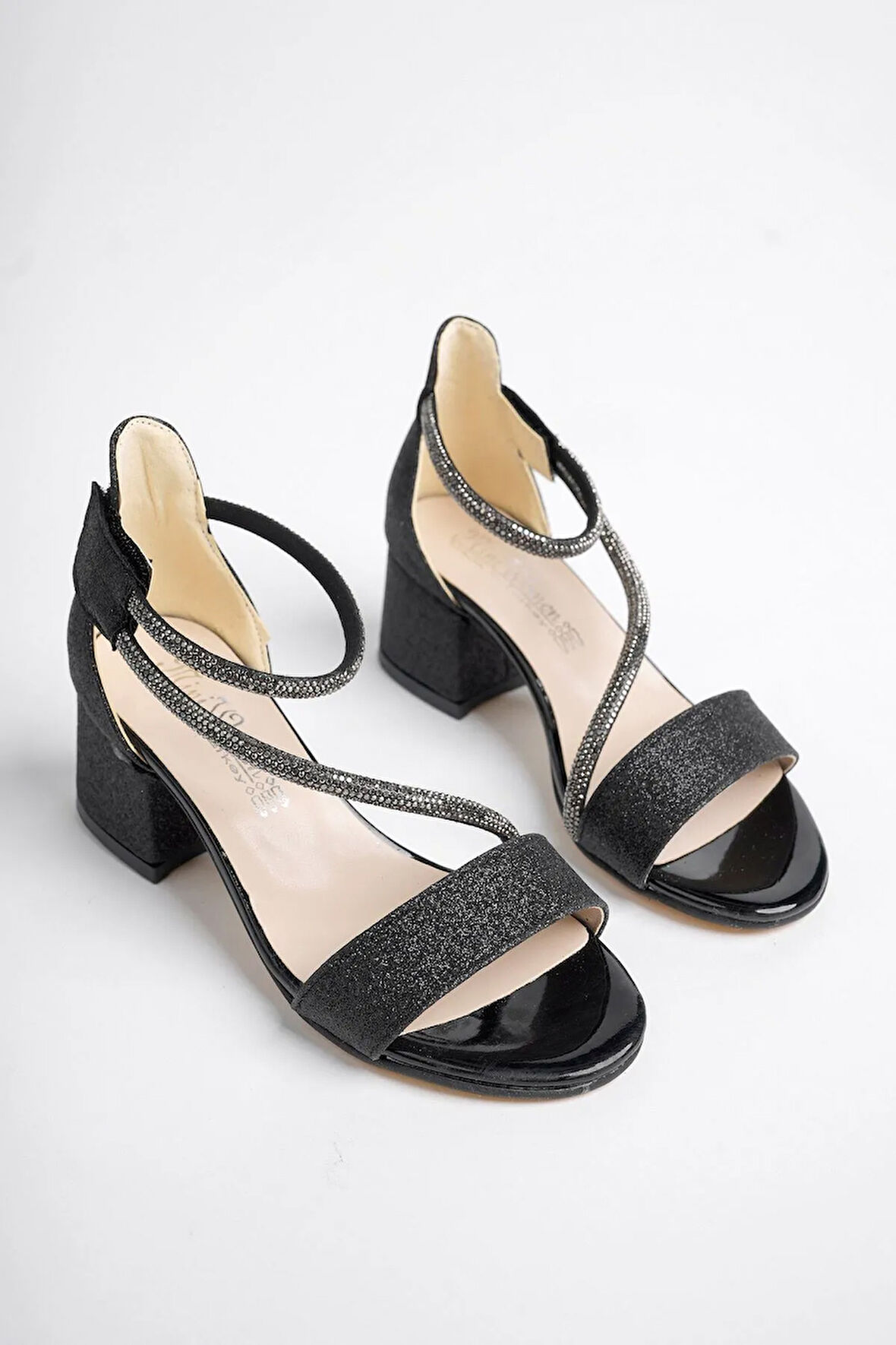 Beyaz (Mini Women) Çok Renkli Yaş Biyeli Topuklu Kız Çocuk Abiye Ayakkabı SİYAH