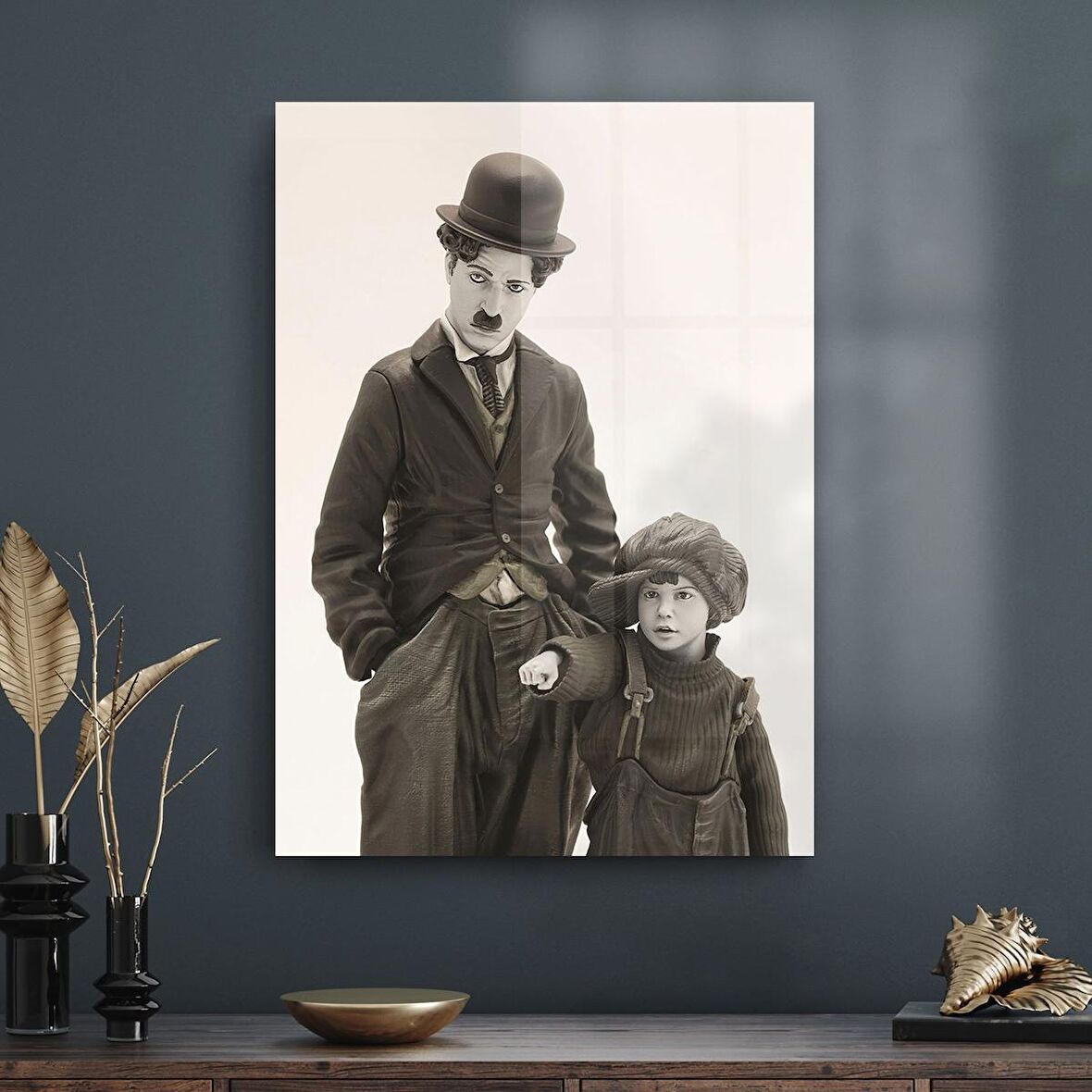 Decovetro Charlie Caplin ve Çocuk Cam Tablo