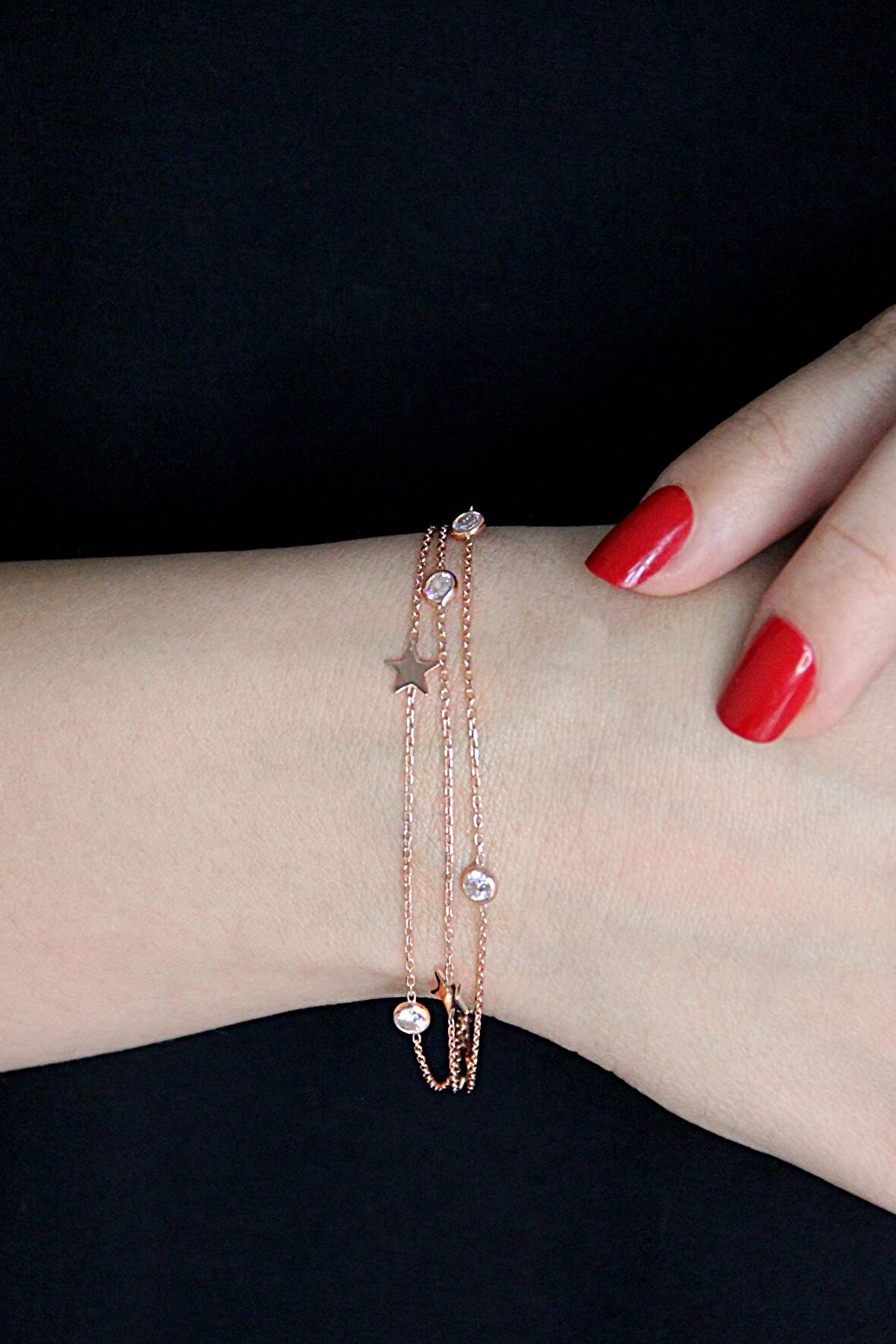 Yıldızlı ve Taşlı 925 Ayar Gümüş Üç Zincirli Rose Bileklik - B041101