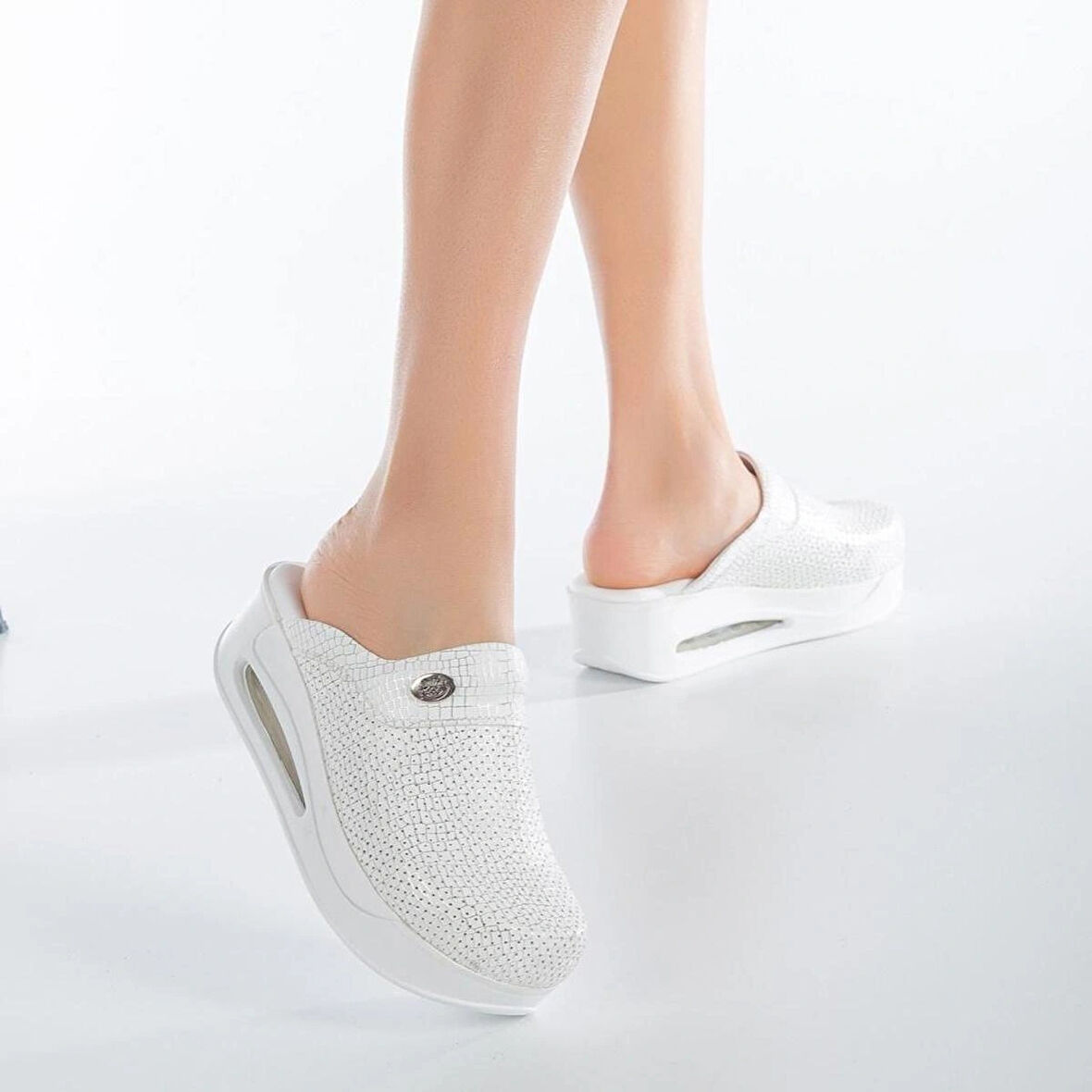 Ortopedik Sabo Terlik Doktor Hemşire Hastane Aşçı Terliği Kadın Simli