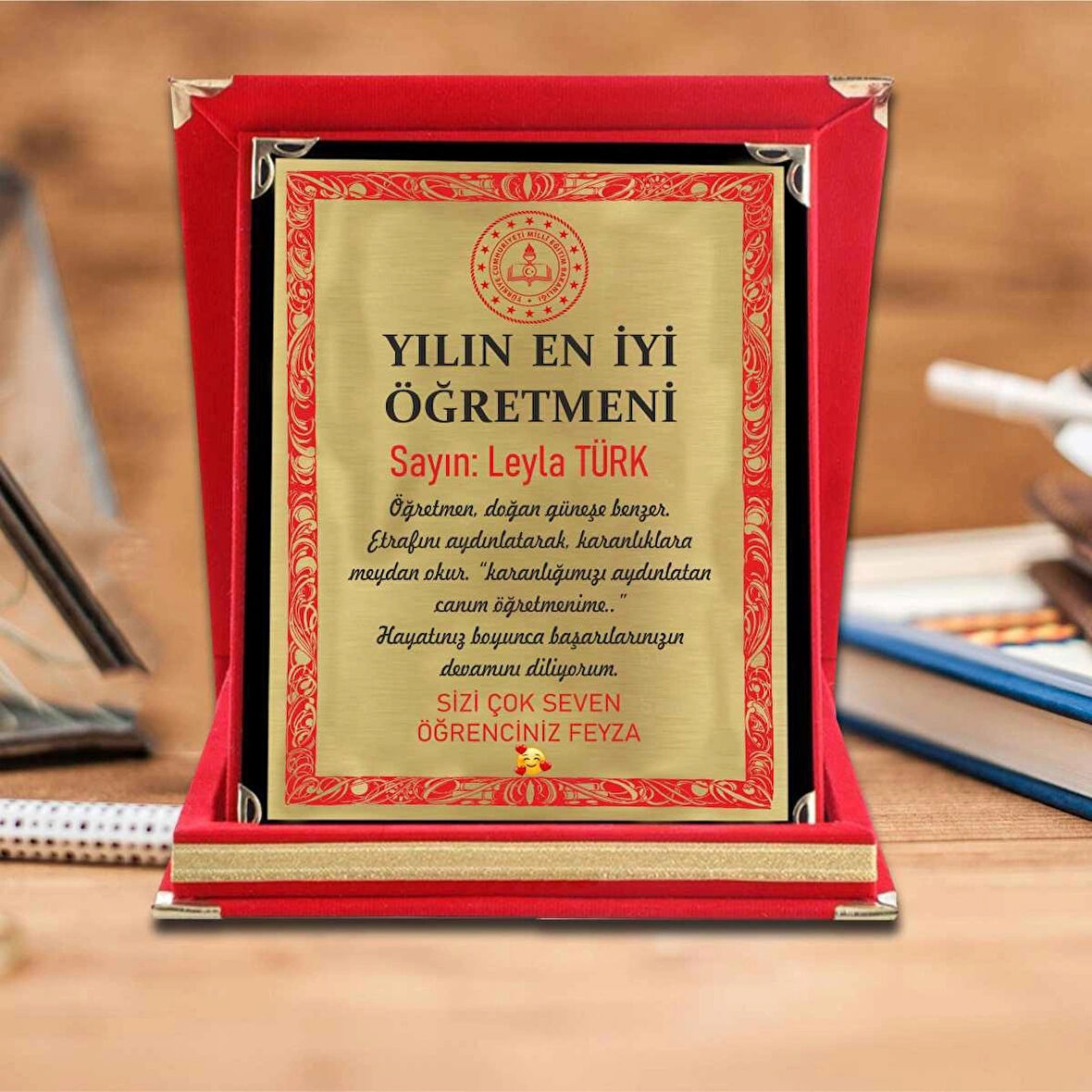 Öğretmen Plaketi – Kırmızı Kutu Tasarım - Üstün Baskı Merkezi