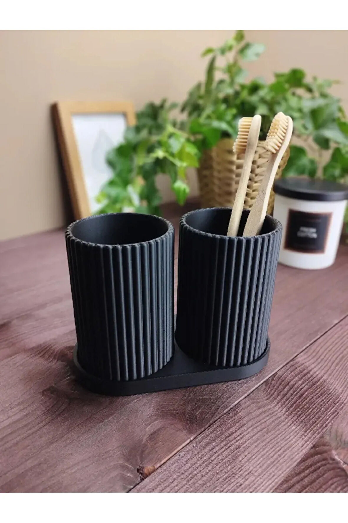 İkili Diş Fırçalık Holder Set – Şık ve Düzenli Banyo Organizatörü