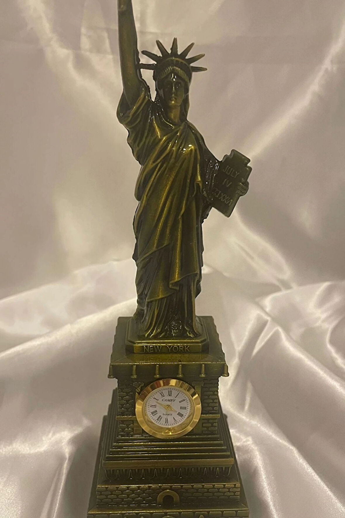 Özgürlük Anıtı Heykeli Saatli New York'un Sembolü Özgürlük Heykeli