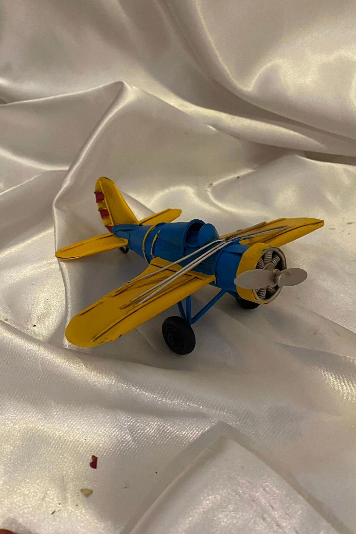 Metal Uçak Dekoratif Maket El Yapımı Oyuncak Teyyare Planör Sarı Lacivert Fenerbahçe Sarı Kanarya