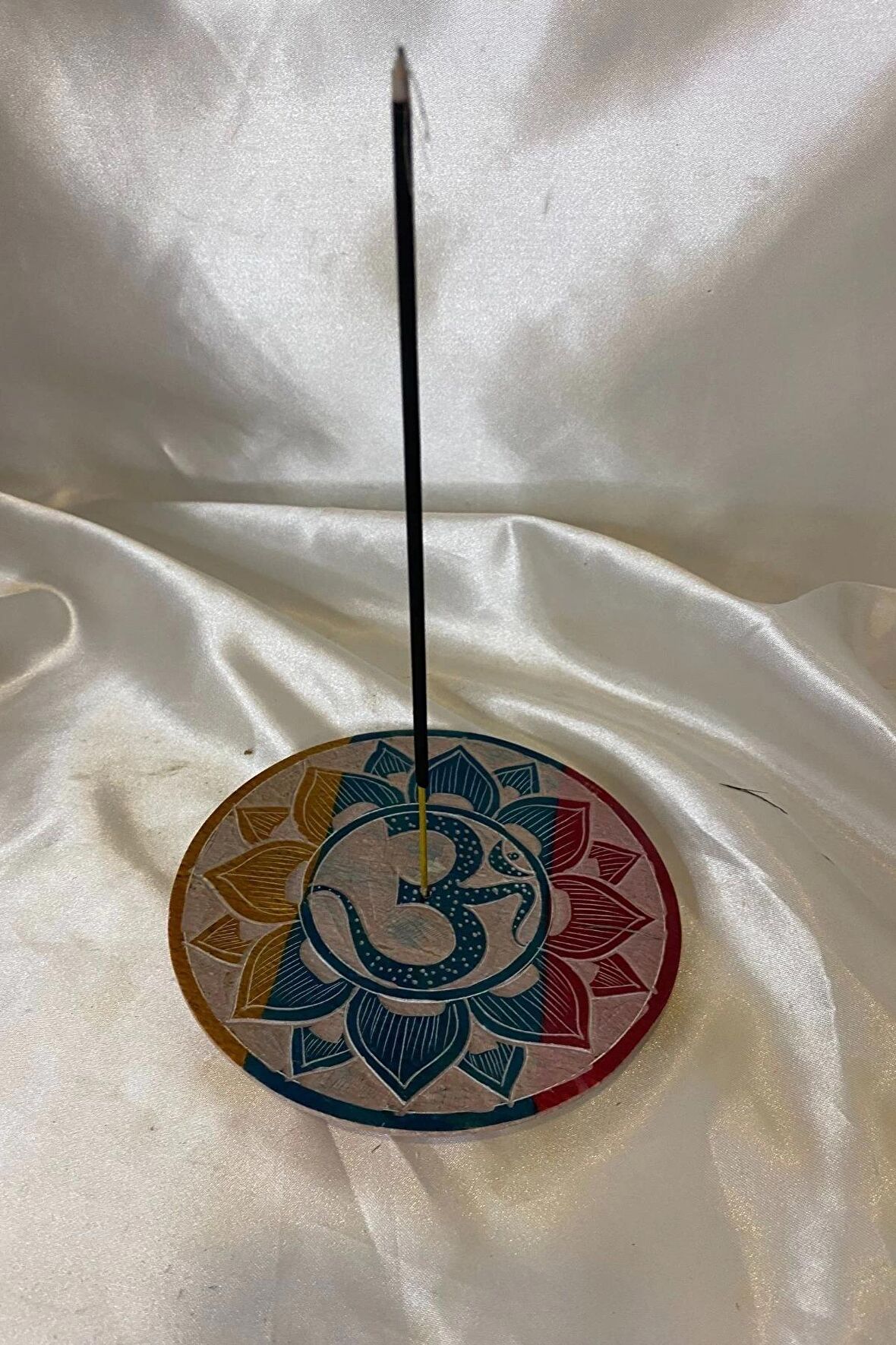 Aum Om Hand Made El İşi Feng Shui Ejderha Yılı Doğal Obsidyen Taşı Çubuk Konik Tütsülük