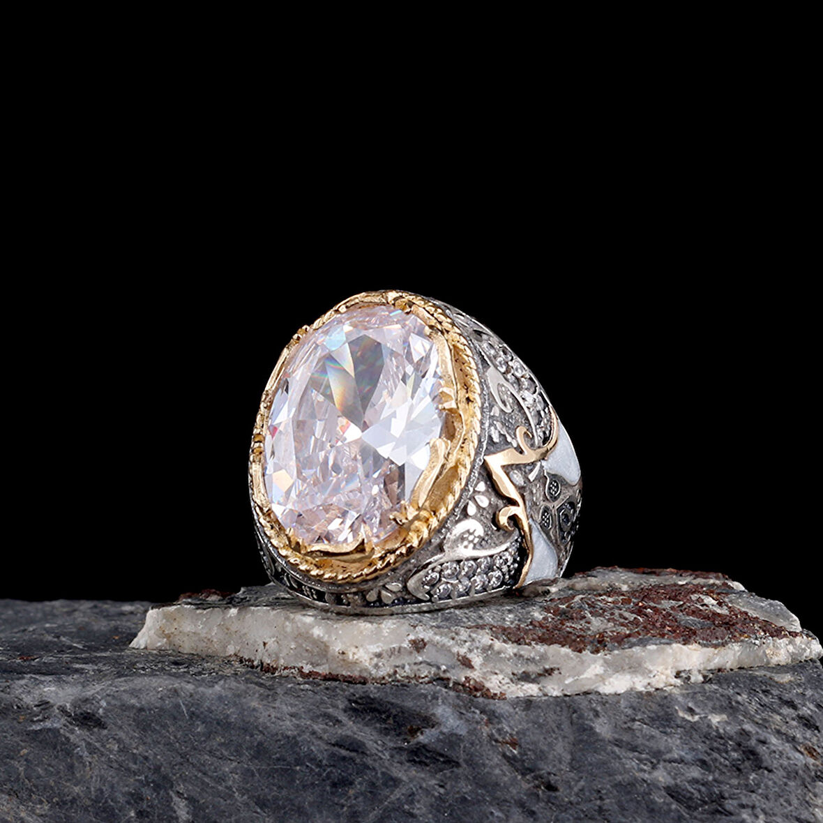 925 Ayar Parlak Safir Taşlı Melek Figürlü Gümüş Erkek Yüzük