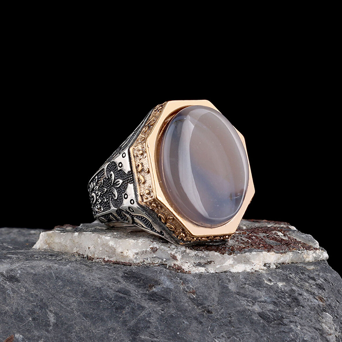 Erkek Yüzük 925 Ayar Gümüş – Usta İşçilikli Özel Taş Modeli