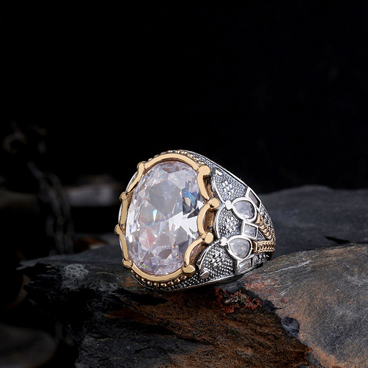 El İşçiliği 925 Ayar Gümüş Erkek Yüzük – Gösterişli ve Şık Tasarım