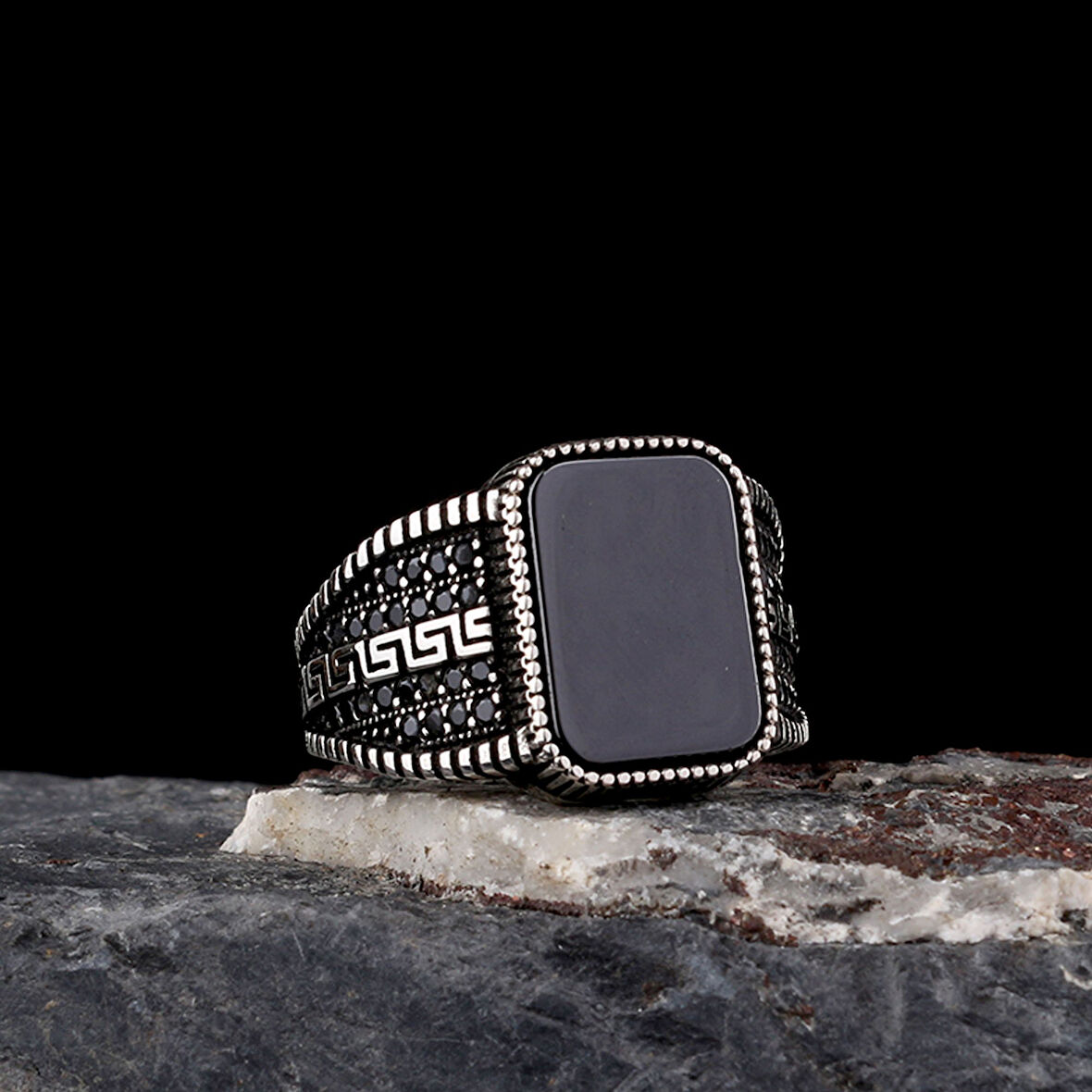 Senin Silver – Derin İz 925 | Sanatsal Dokulu Gümüş Yüzük