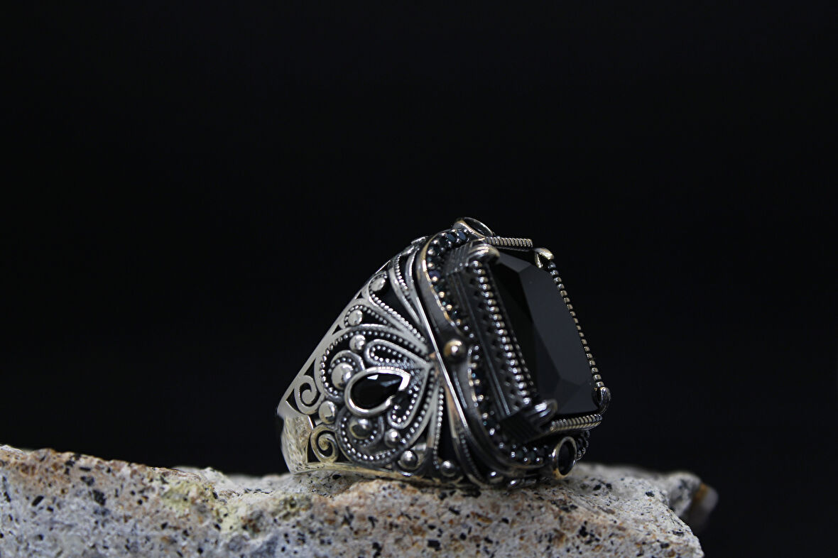 Senin Silver – Kule 925 | Gücün Sembolü Yüzük