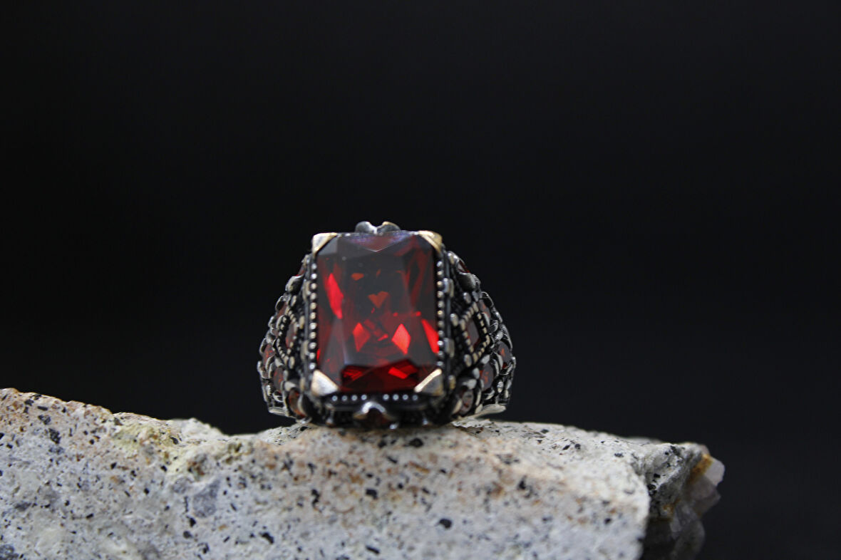 Senin Silver – Sancak 925 | Zafer Temalı Erkek Gümüş Yüzük