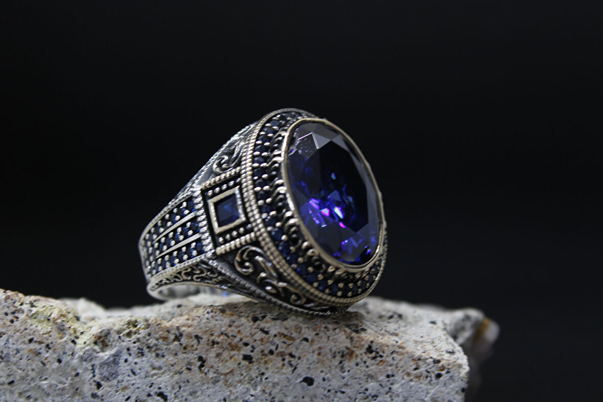 Senin Silver – Kaya 925 | Sağlam ve Ağırlıklı Tasarım Yüzük