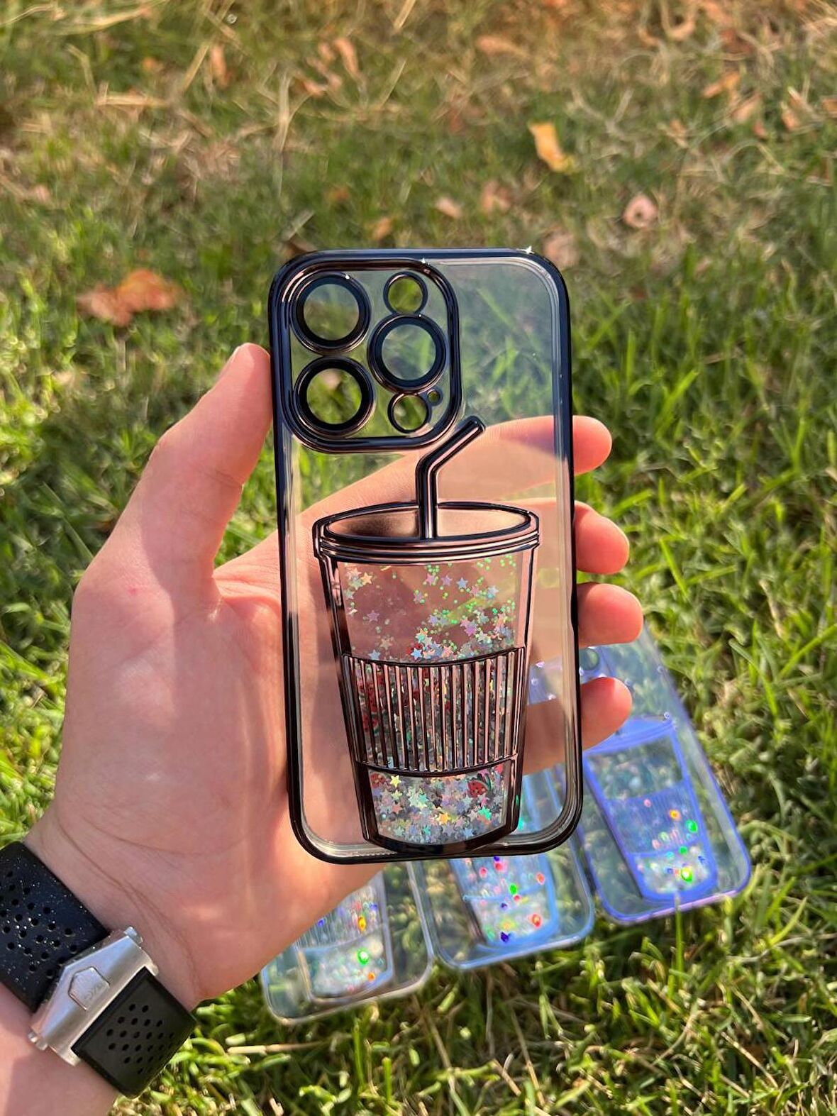 İphone 14 Pro Bardak Desenli Simli Sulu Silikon Telefon Kılıfı
