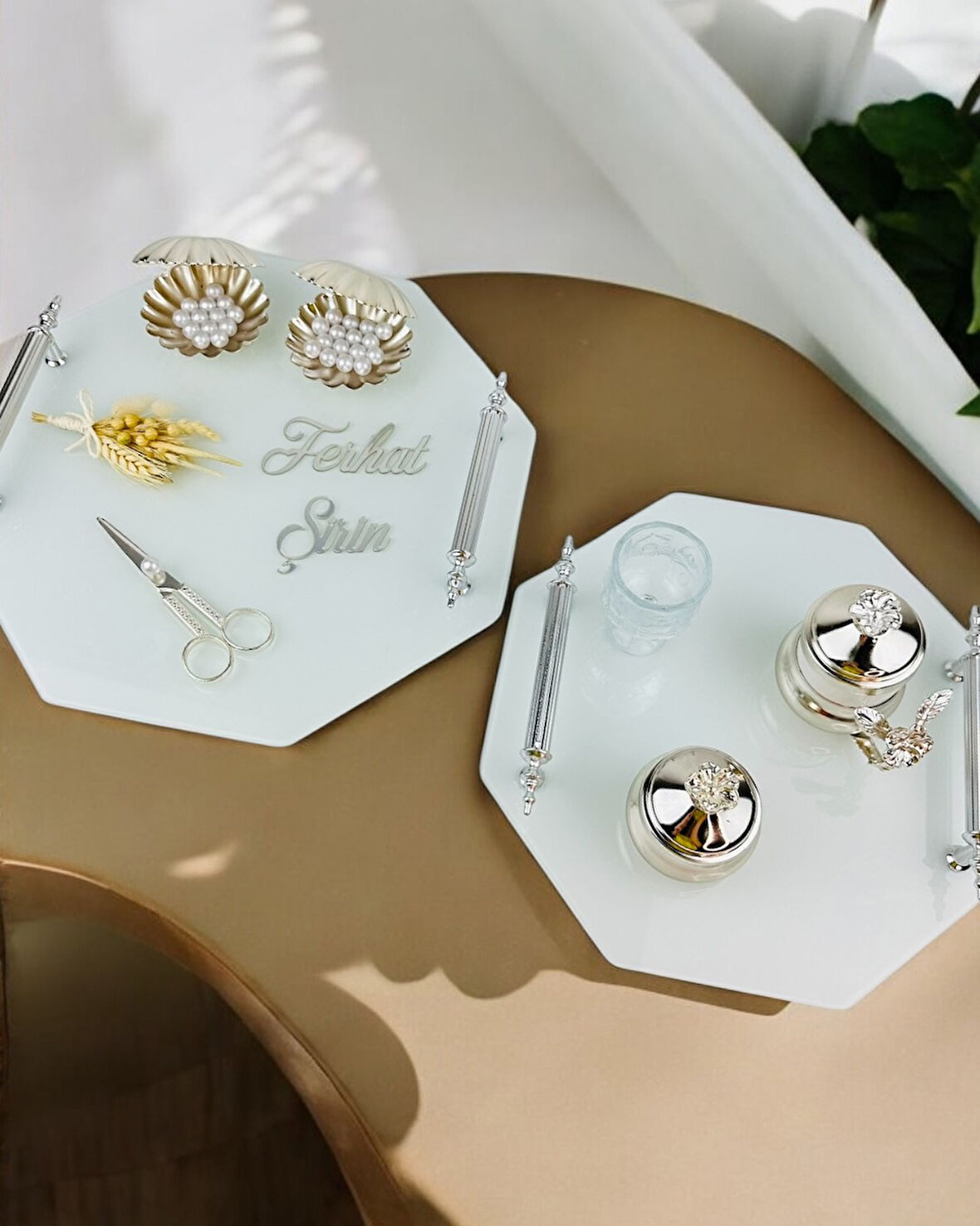 Unity  Beyaz Söz Tepsisi