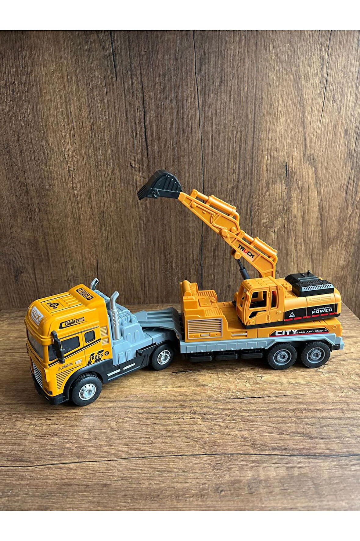 Işıklı Sesli Ekskavatör Kepçe Kazıyıcı Taşıyan Tır İnşaat Aracı Metal Başlıklı 32Cm