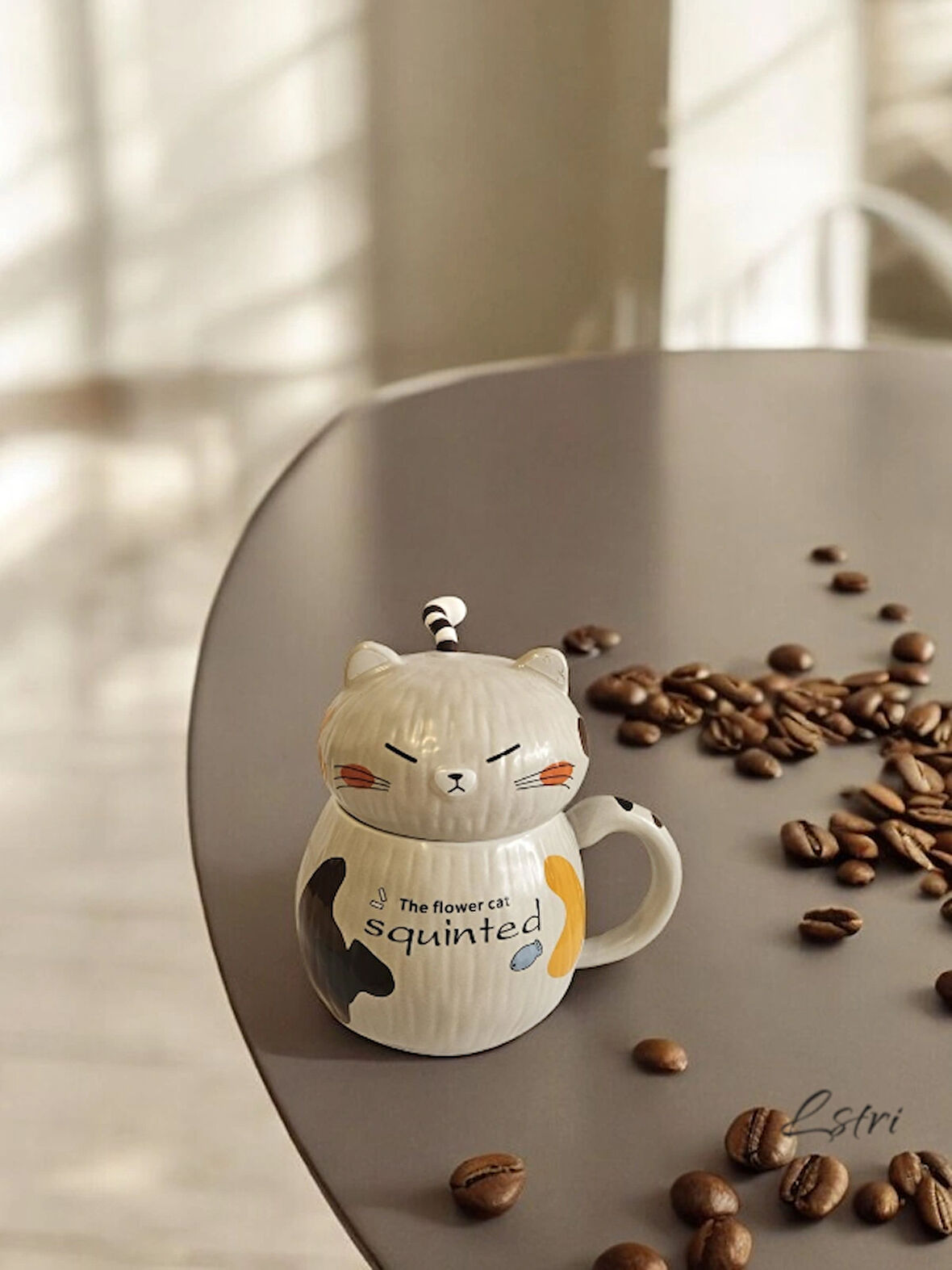 Kedi Tasasrımlı Seramik Kupa  Şık Kahve Ve Çay Fincanı Kupası 350 mL