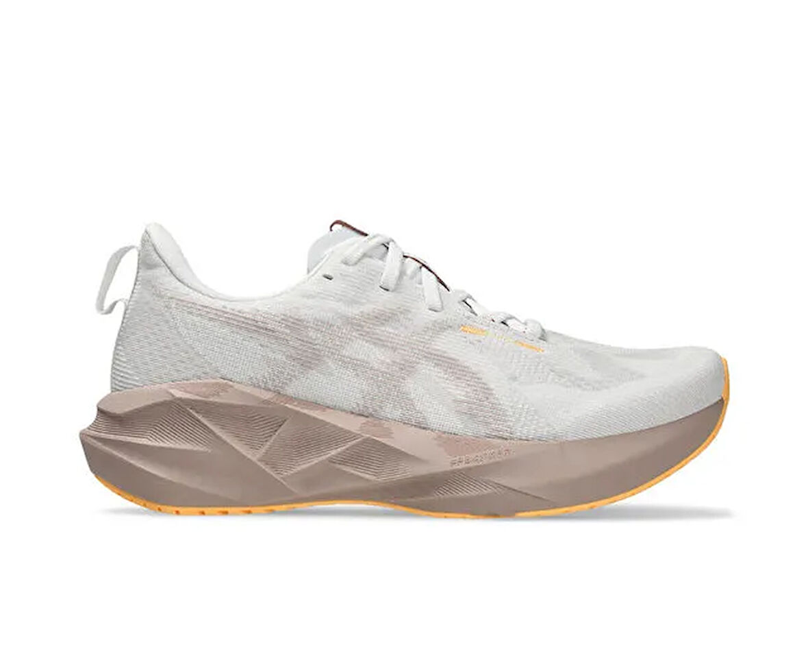 Asics Novablast 5 Erkek Koşu Ayakkabısı 1012B765-102 Beyaz