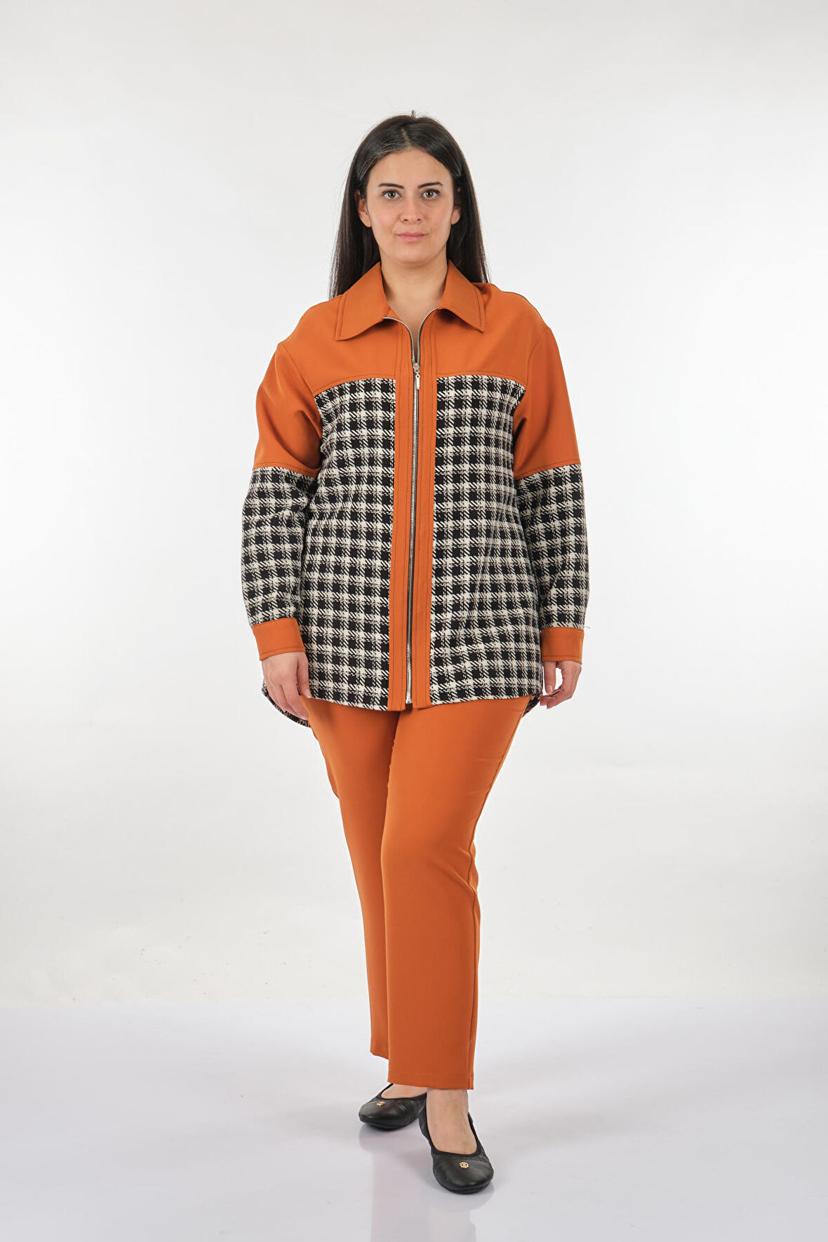 Sedna Düz Yaka Büyük Beden Kareli Siyah-Beyaz Kadın Ceket 22KCKT2514