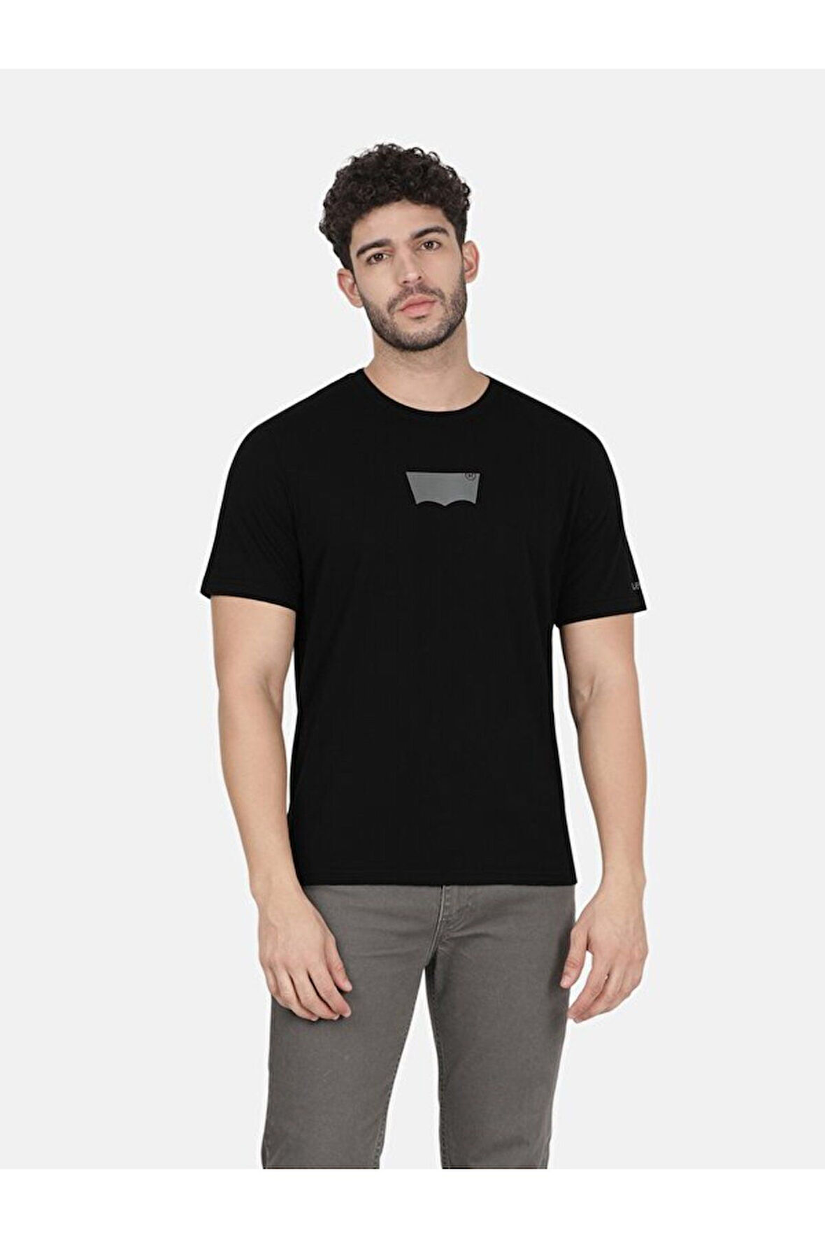 Levi's Erkek T-Shirt 25YA2082-0147