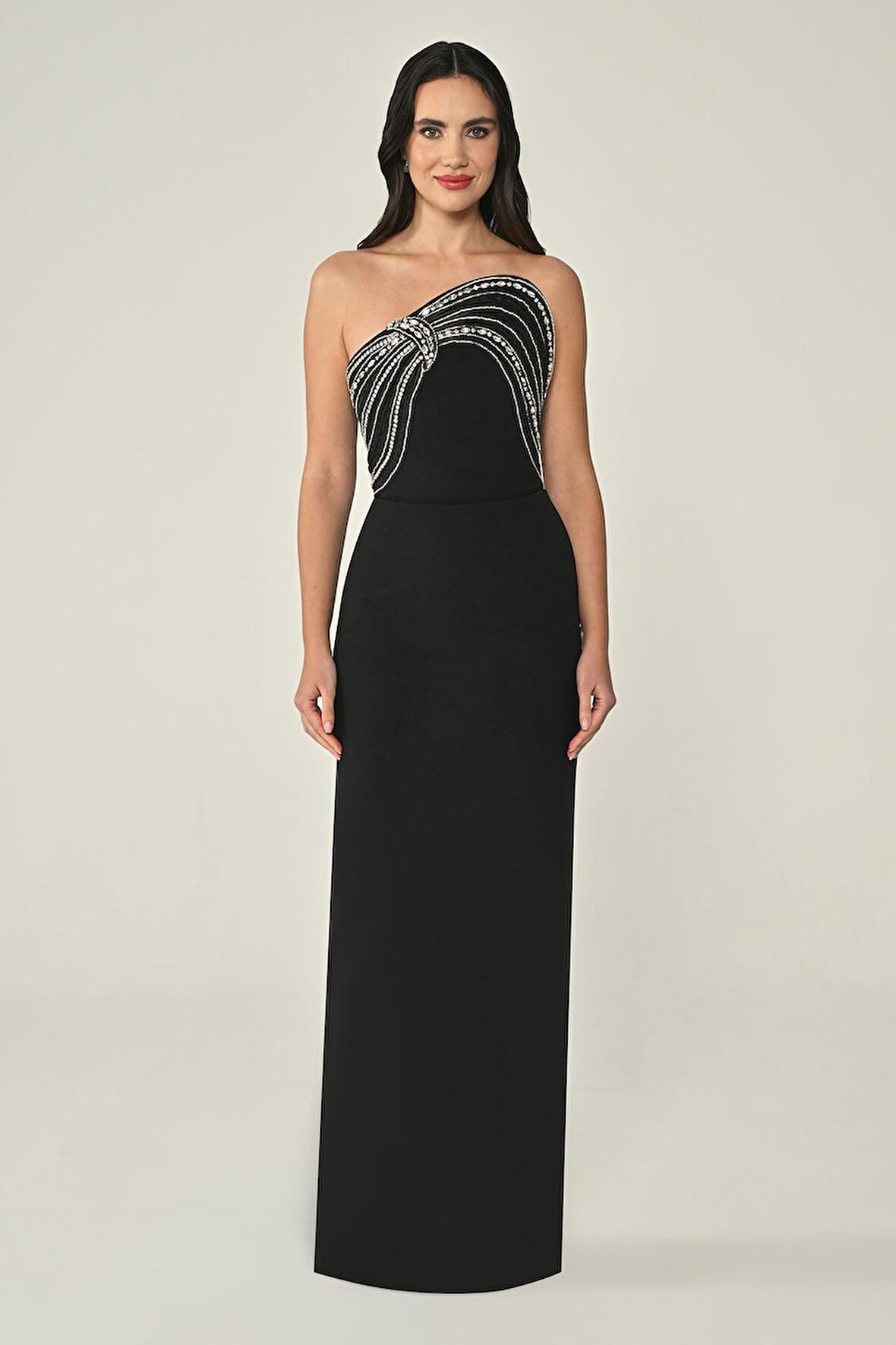Halter Yaka Boncuklu Krep Midi Abiye Elbise Alfa Beta