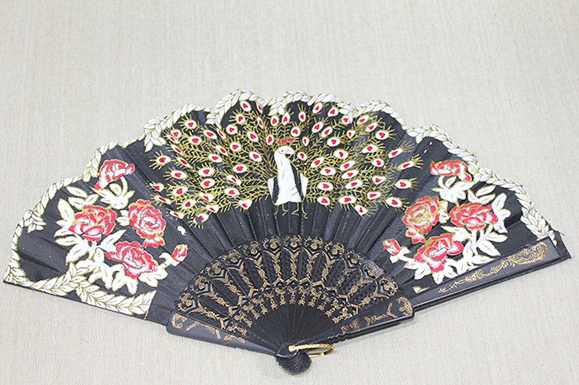 neararsanbizden Plastik Tavuskuşu Yelpaze 