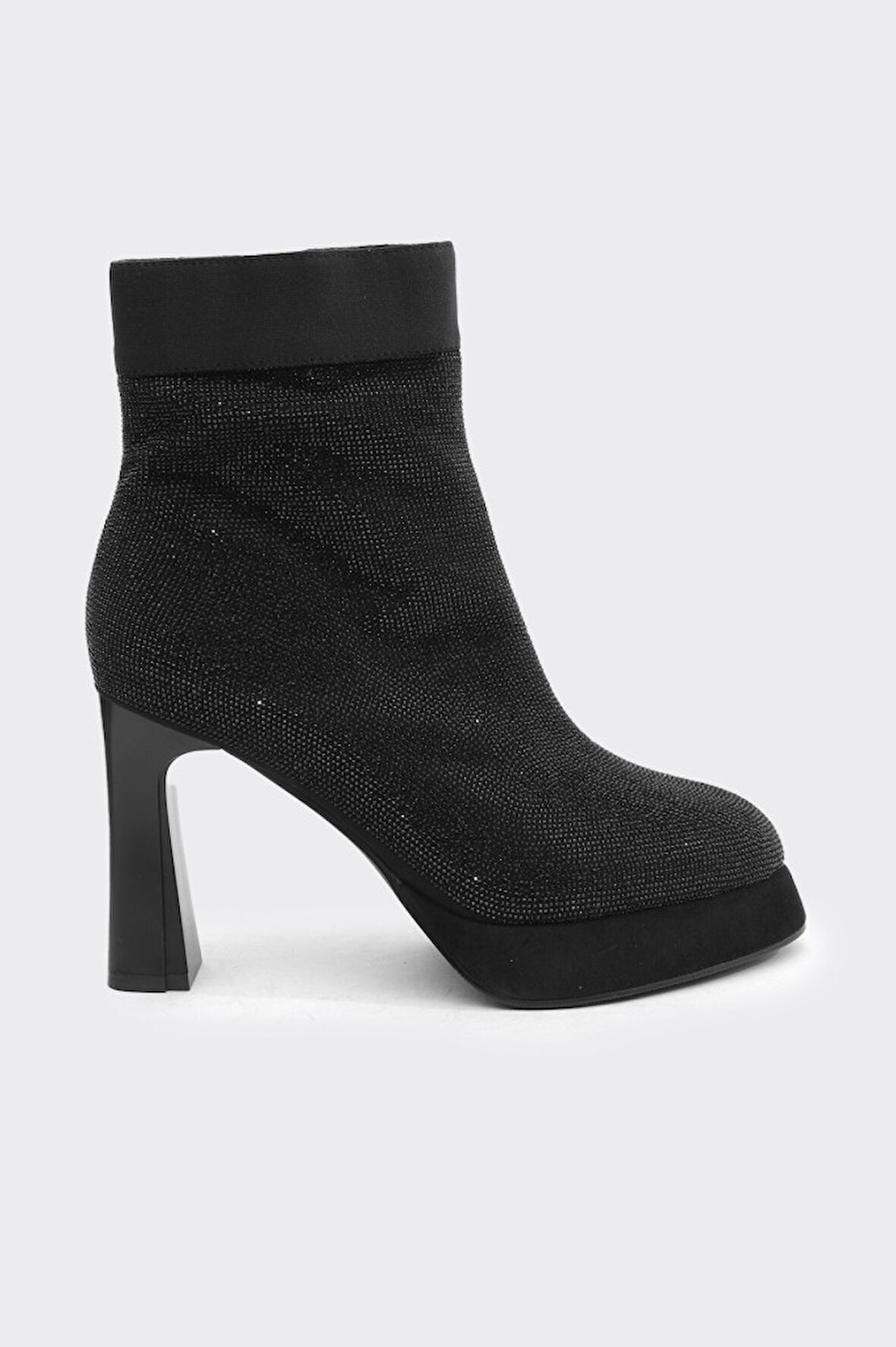 Topuklu Fermuarlı Taş Aksesuarlı Kadın Bot