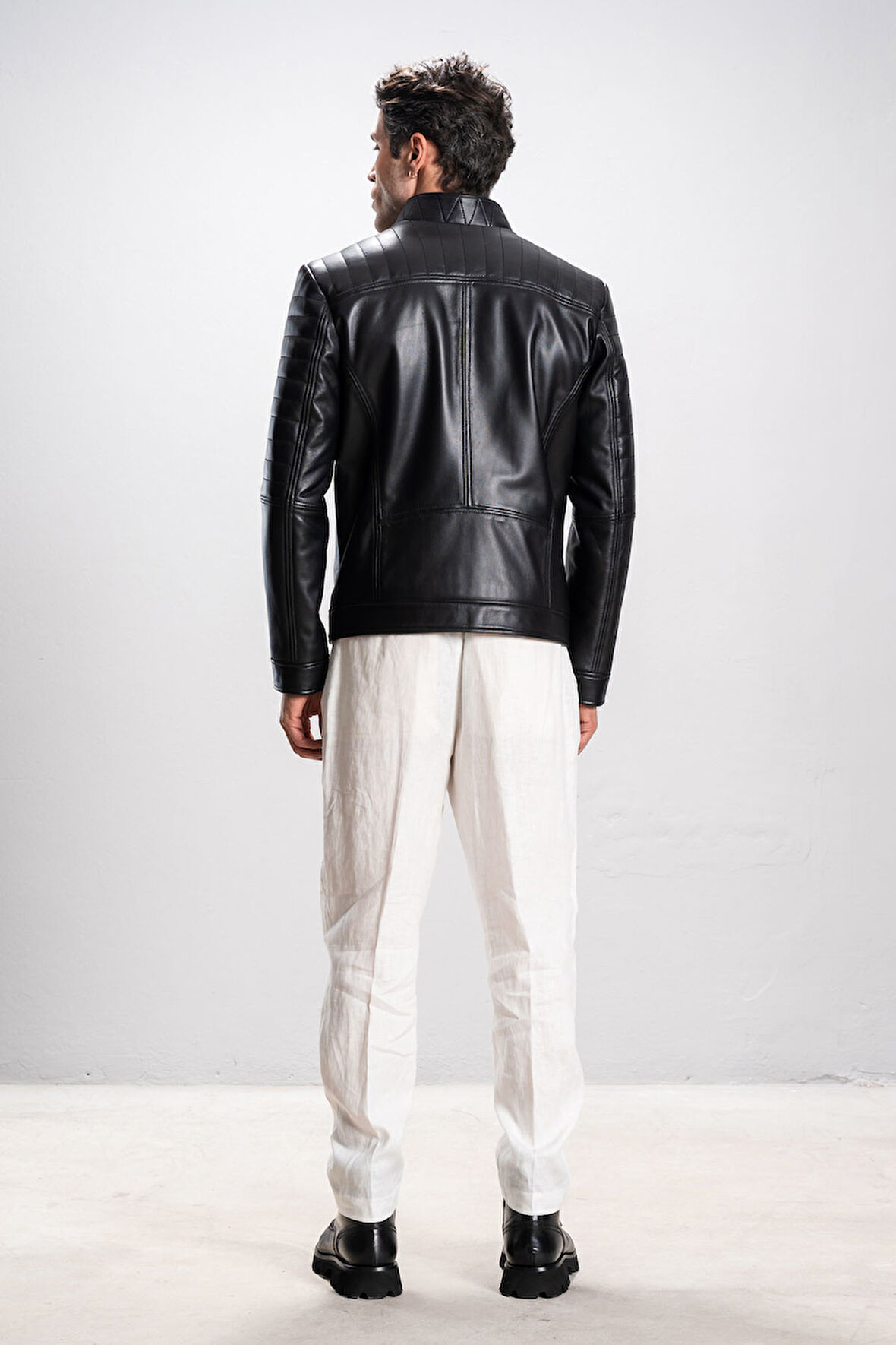 DERİCLUB Monza Erkek Hakim Yaka Omuz Dikişli  Hakiki Deri Spor Mont SİYAH