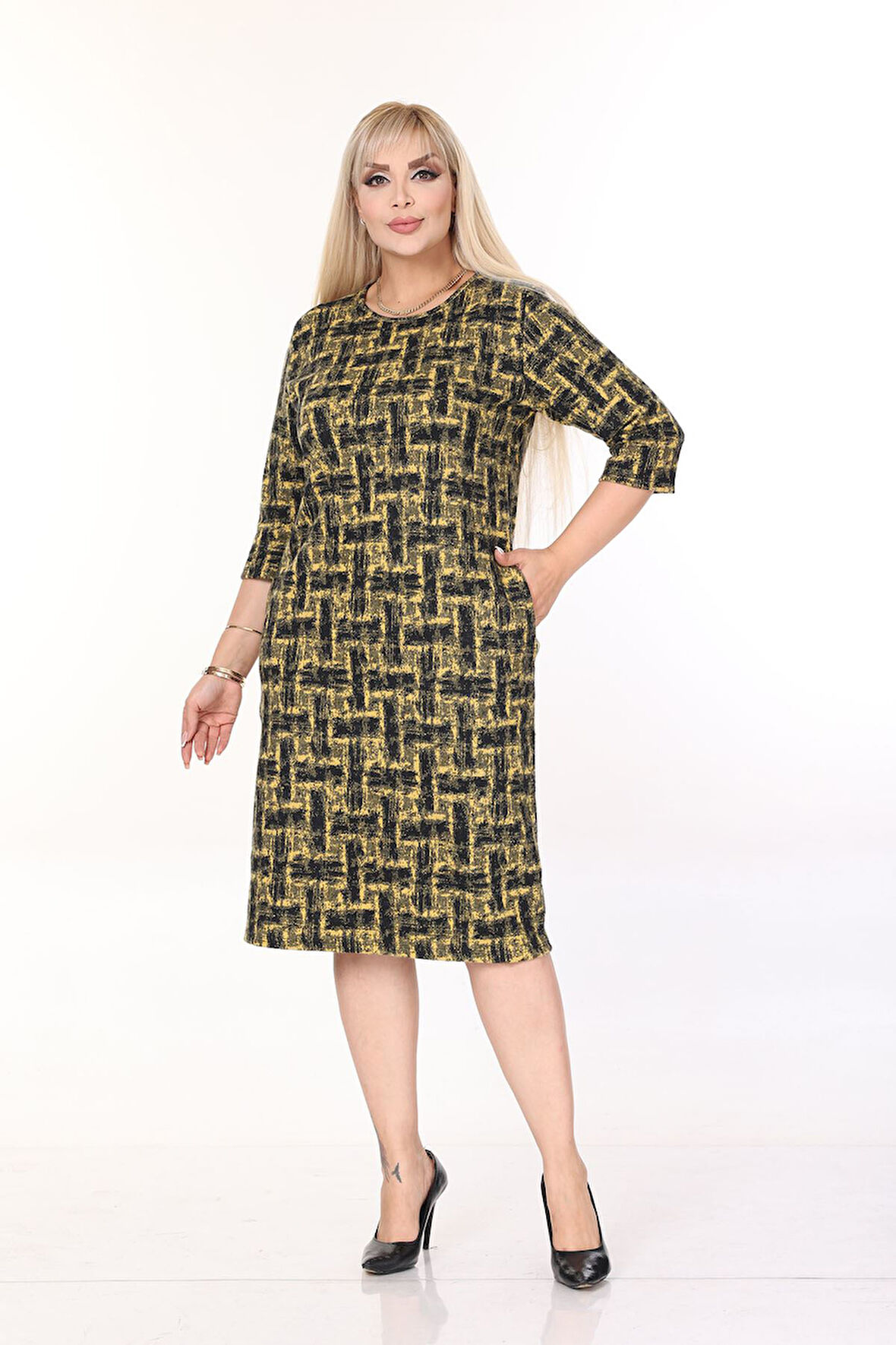 Çift Cepli Desenli Esnek Kışlık Büyük Beden Midi Elbise 45C-2704