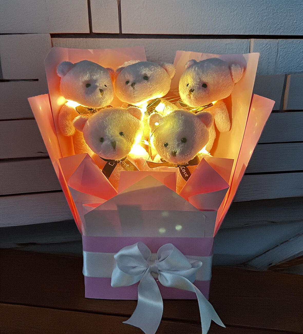 Premium LED Işıklı Romantik Pembe Peluş Ayıcık Buketi