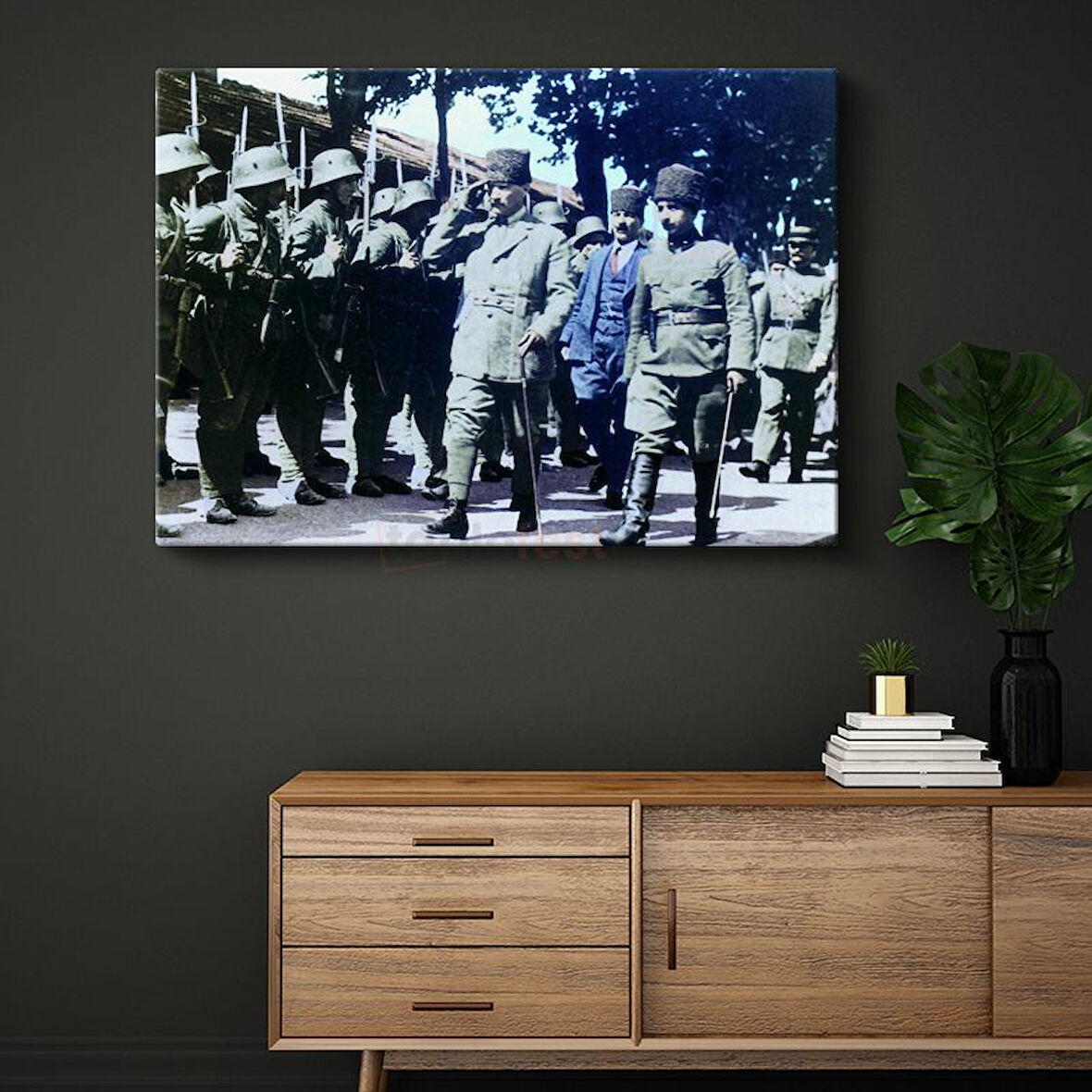 Atatürk ve Askeri Tören - Birlik Denetiminde Kanvas Tablo