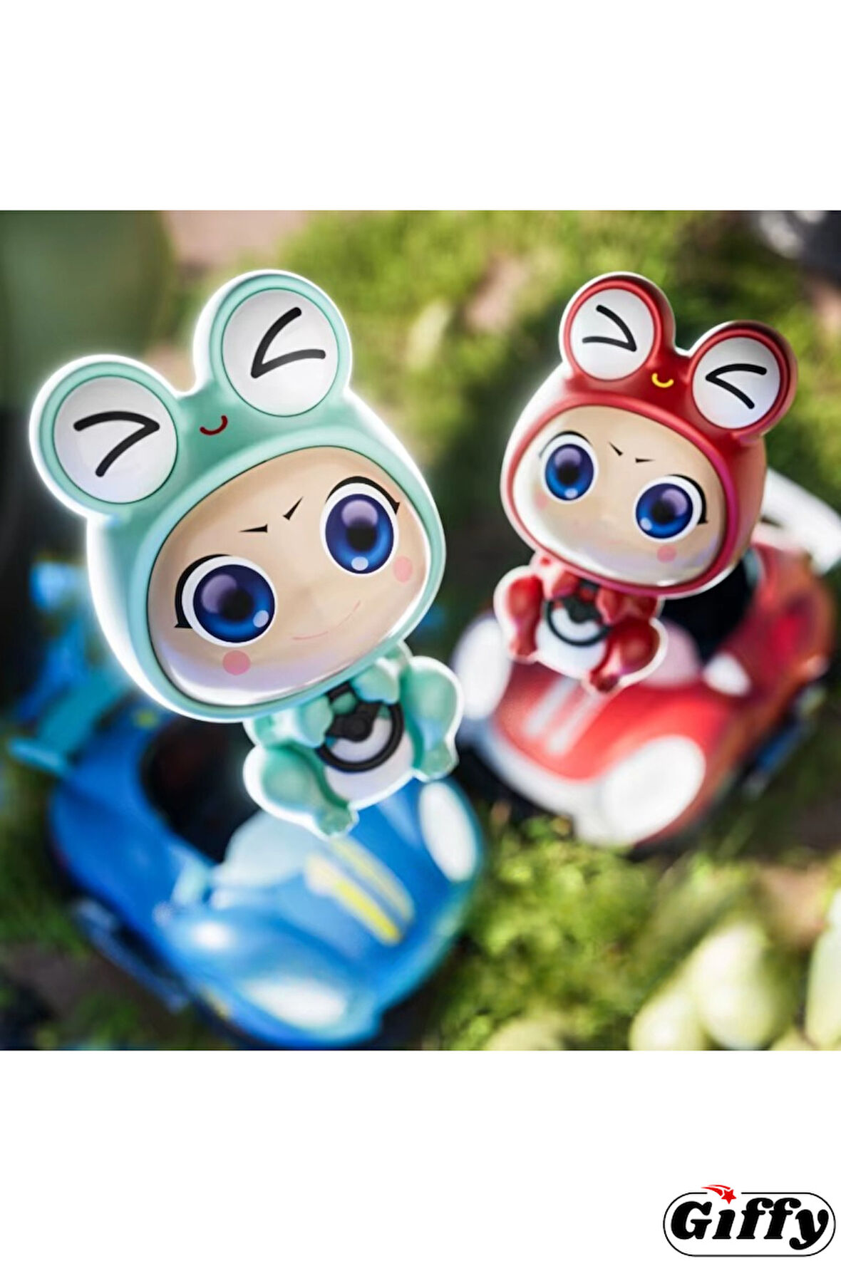 Oyuncak Uzaktan Kumandalı Çarpışan Arabalar Şarjlı Drift Atan Hız Ayarlı Sesli Işıklı Müzik Efektli