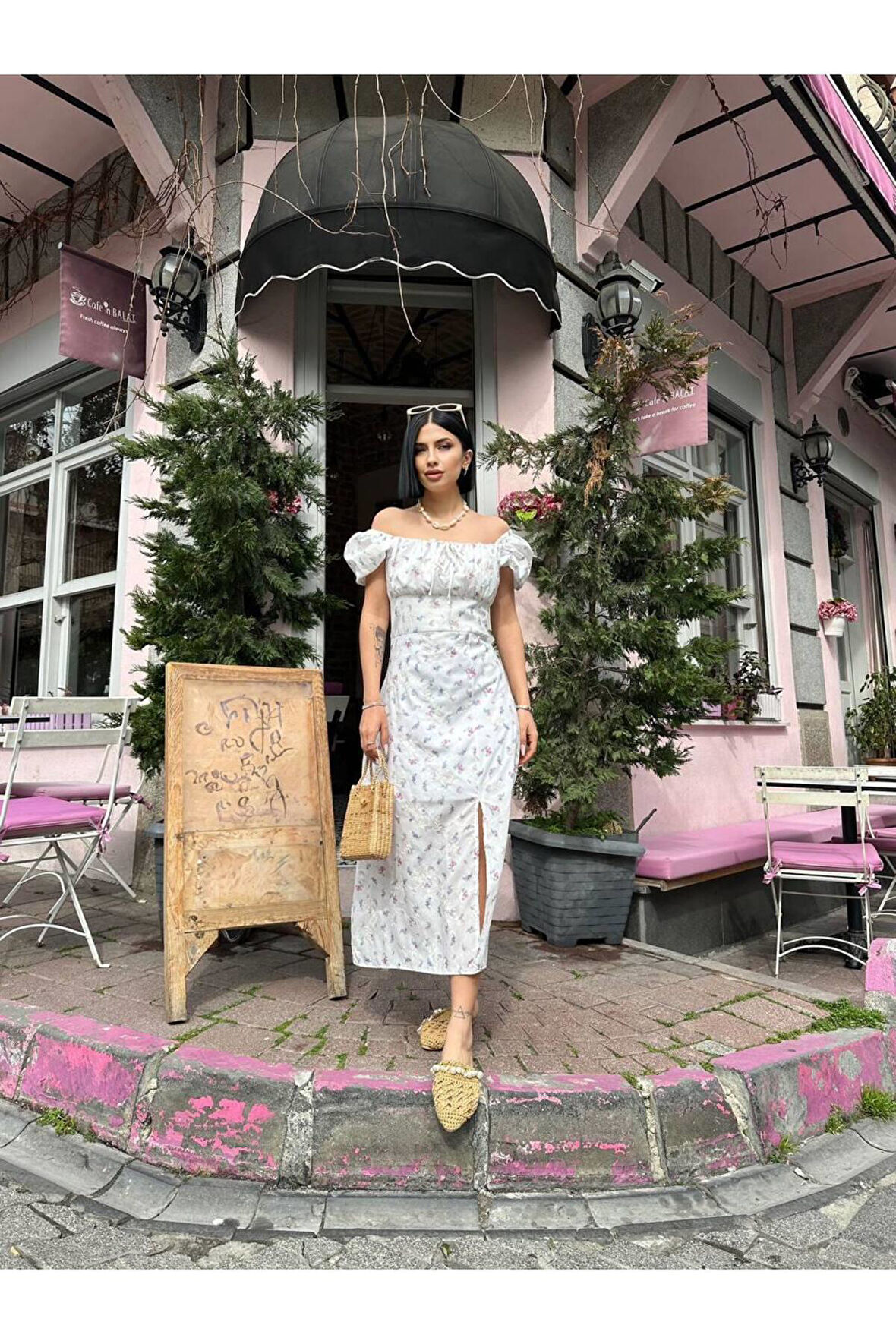 Çiçek nakışlı poplin elbise