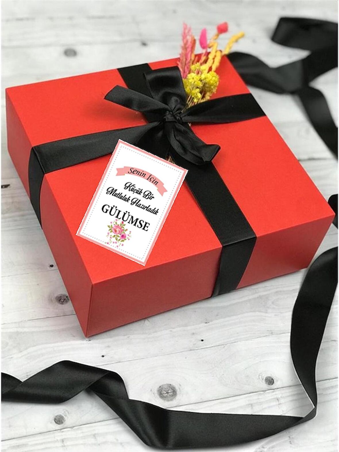 Küçük Bir Mutluluk Hazırladık Gülümse 7x5 cm 50 Adet