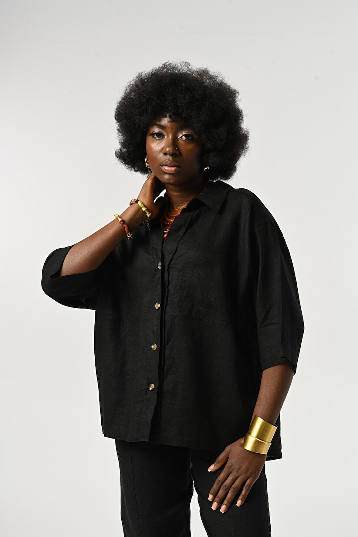 KADIN %100 KETEN TRUVAKAR KOLLU DÜZ RENK TEK CEPLİ GÖMLEK