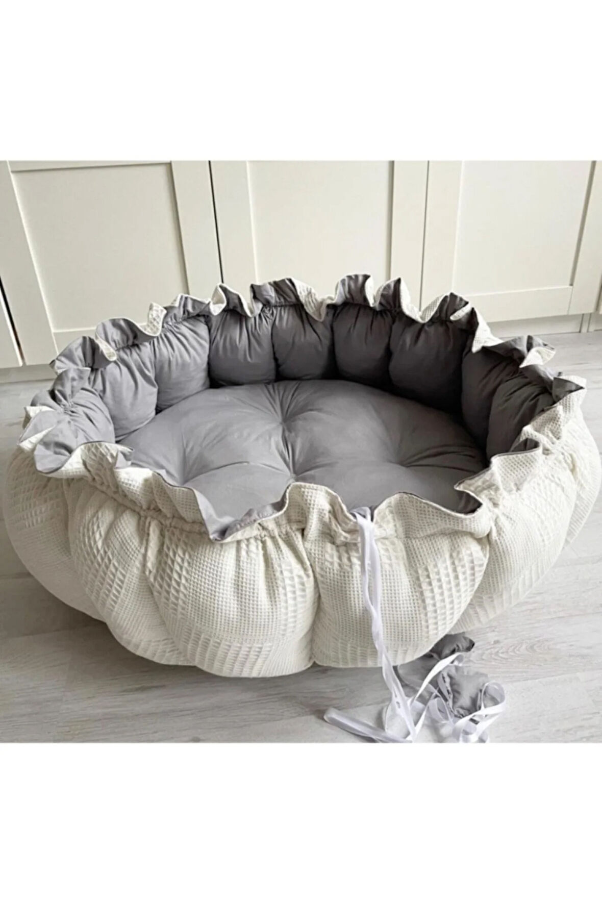 Pike Kumaş Ve Gri Tasarım Açılır - Kapanır Oyun Minderi Babynest Bebek Yuvası