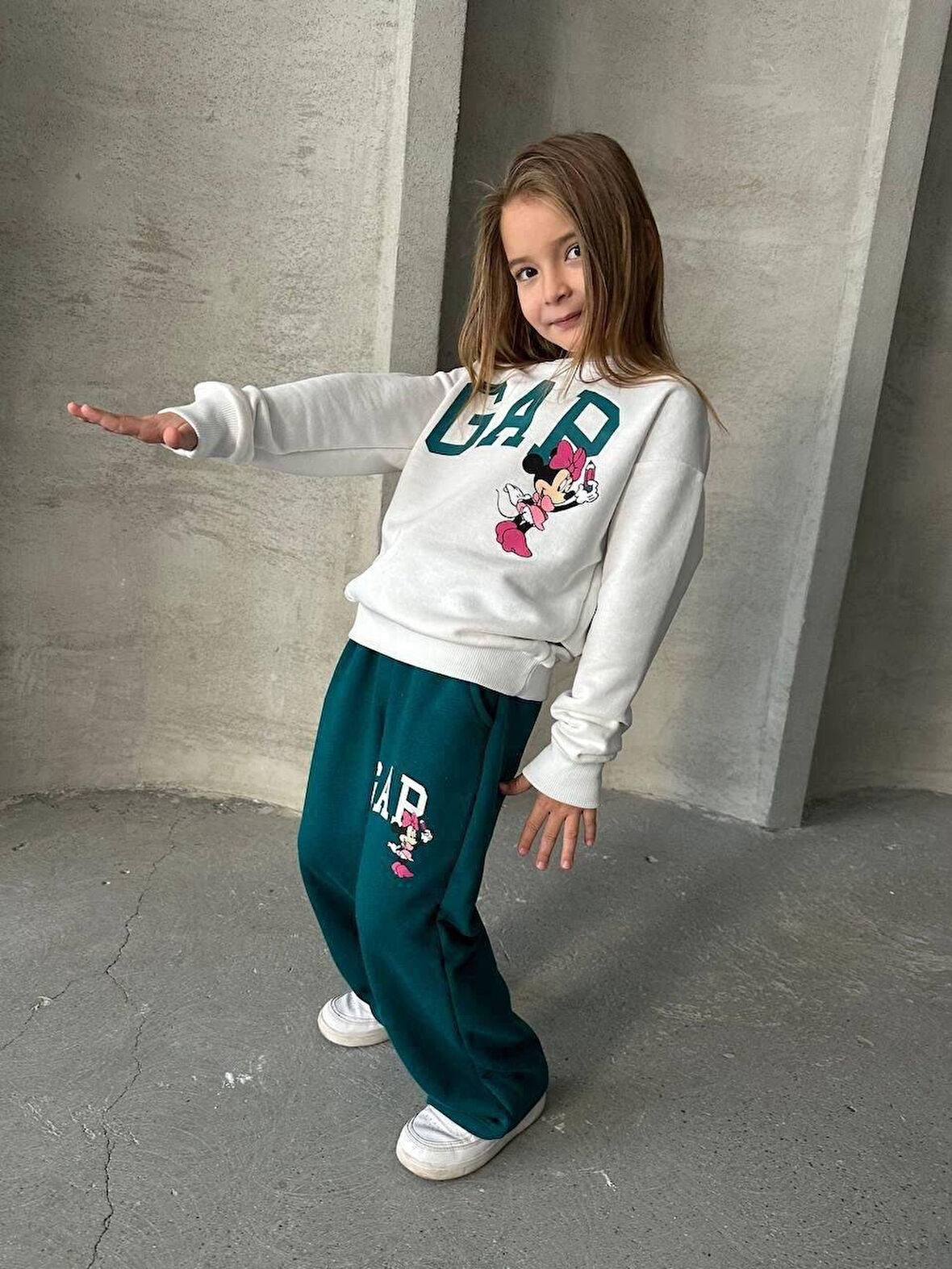 Cg Kids Minnie Mouse Kız Çocuk 3 İplik Alt Üst Takım Süper Kalite Kumaş