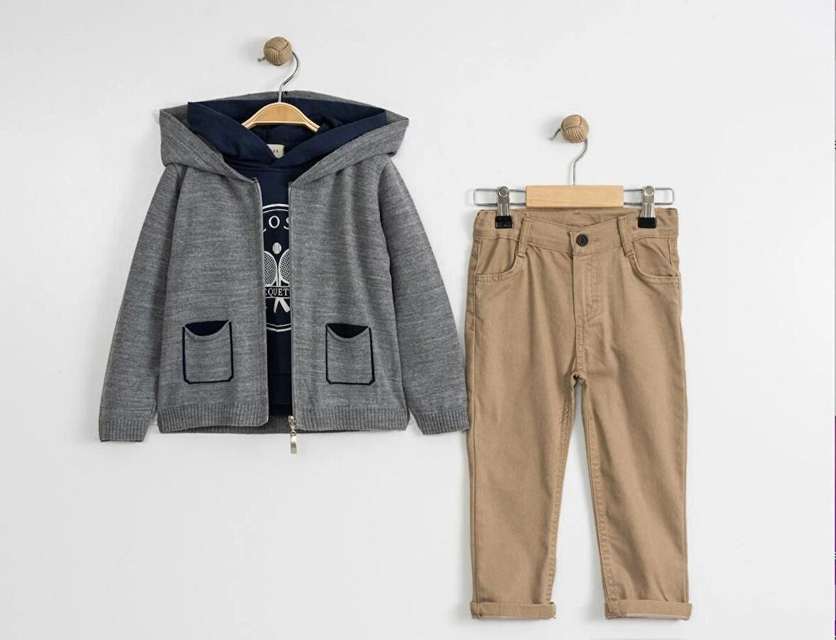 ERKEK ÇOCUK PAMUKLU 3'LÜ ÇEKETLİ TAKIM ALT - ÜST TAKIM PAMUKLU