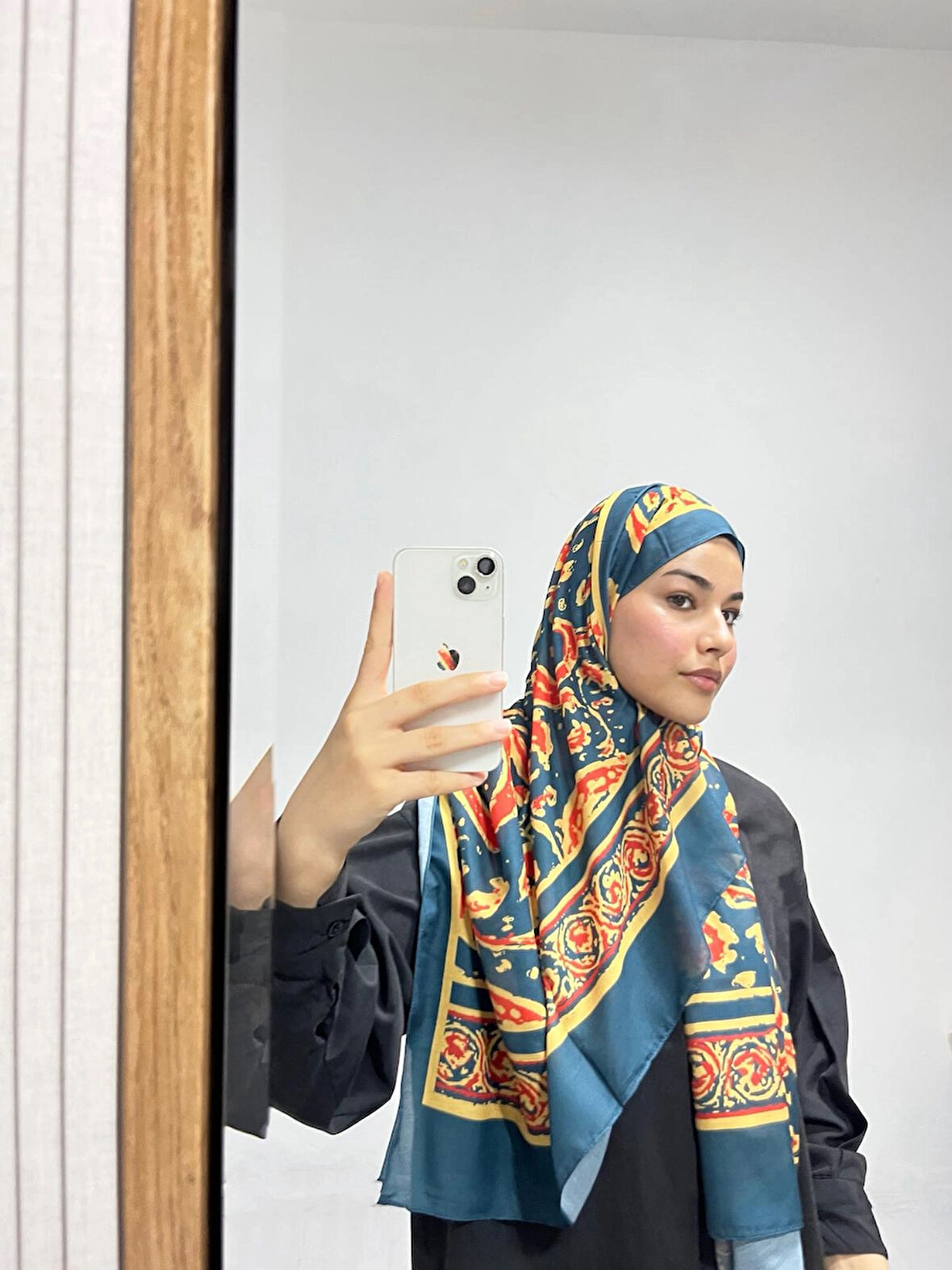 Aminenesil Etnik Desen Petrol Sarı Renk Soft Pamuk Şal