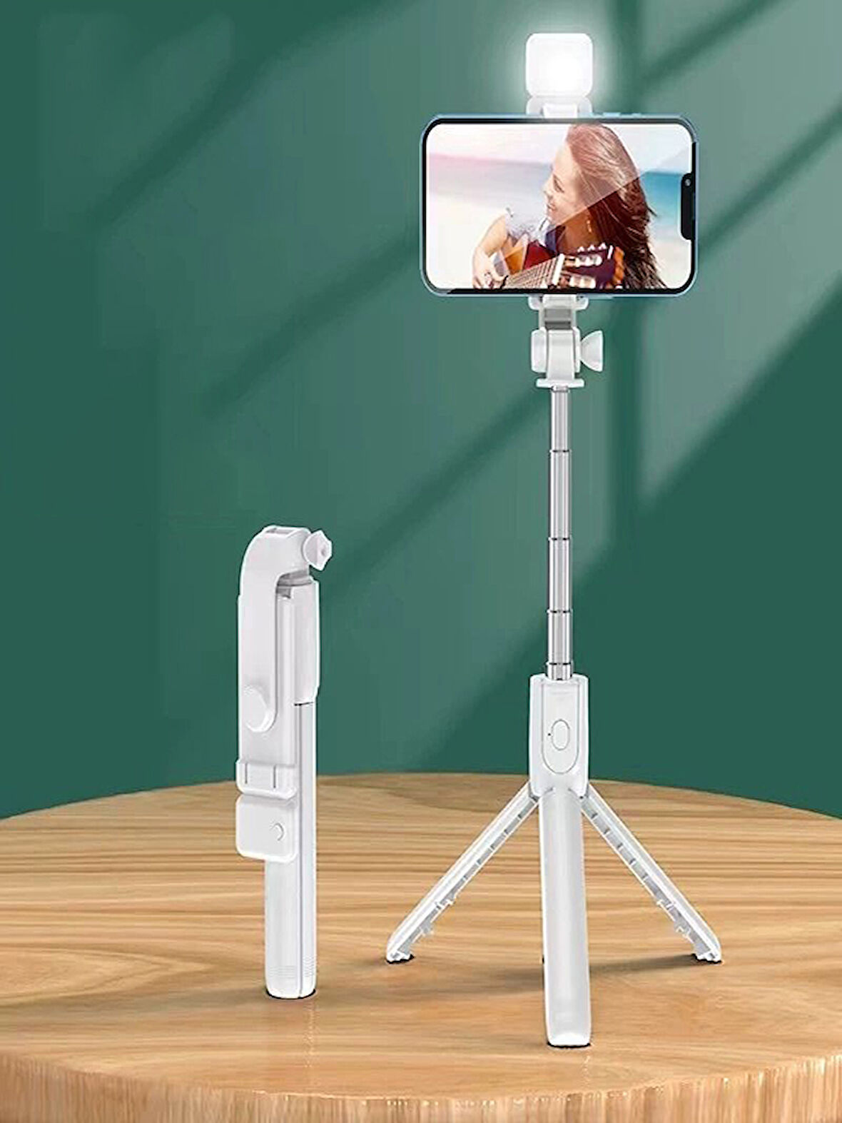 2in1 Masüstü Işıklı Tripod Bluetooth Kumandlı Selfie Çubuğu Ios ve Android Uyumlu Beyaz