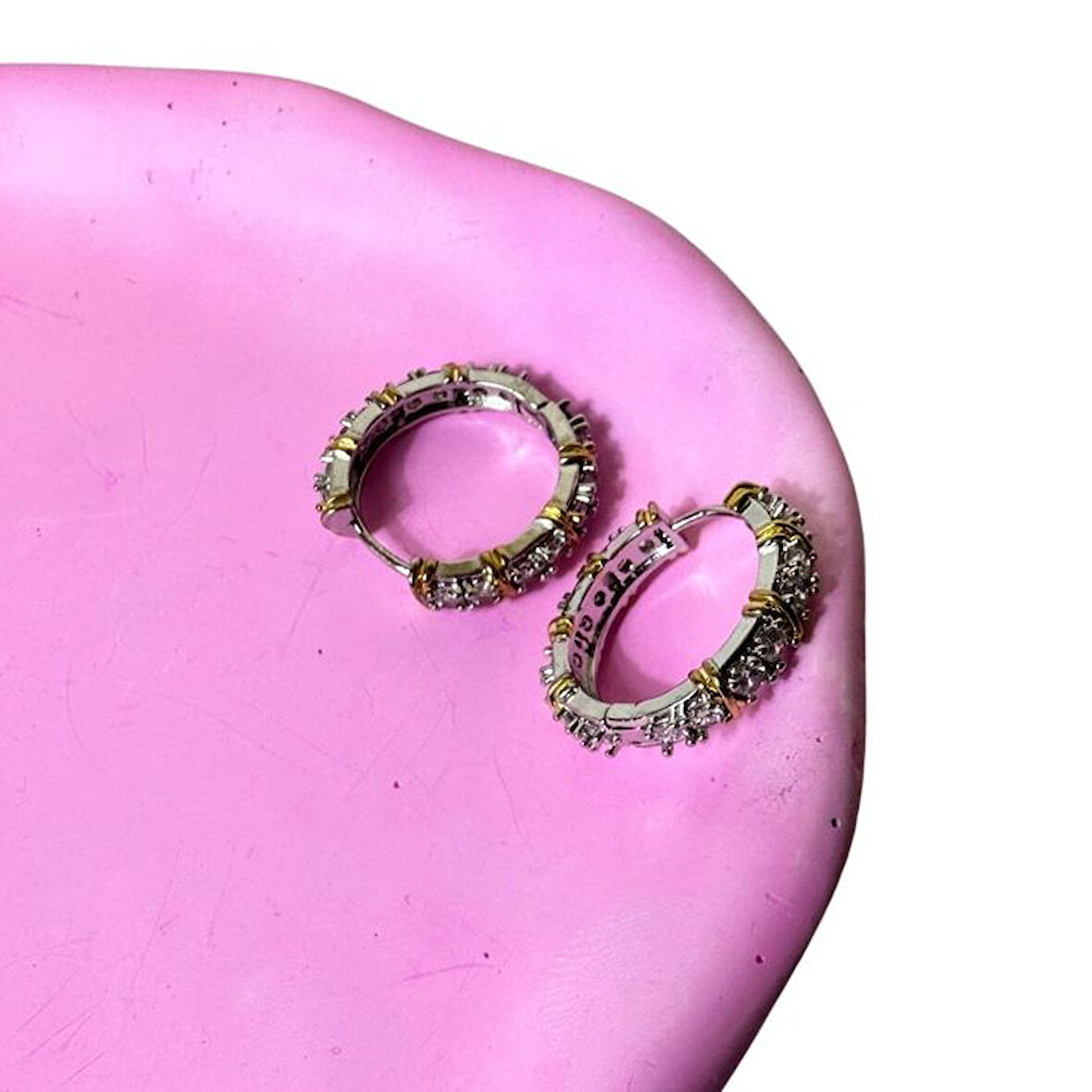 Uretti - Melik 9215 4062 Zirkon Taşlı Gold Detaylı Çelik Halka Küpe