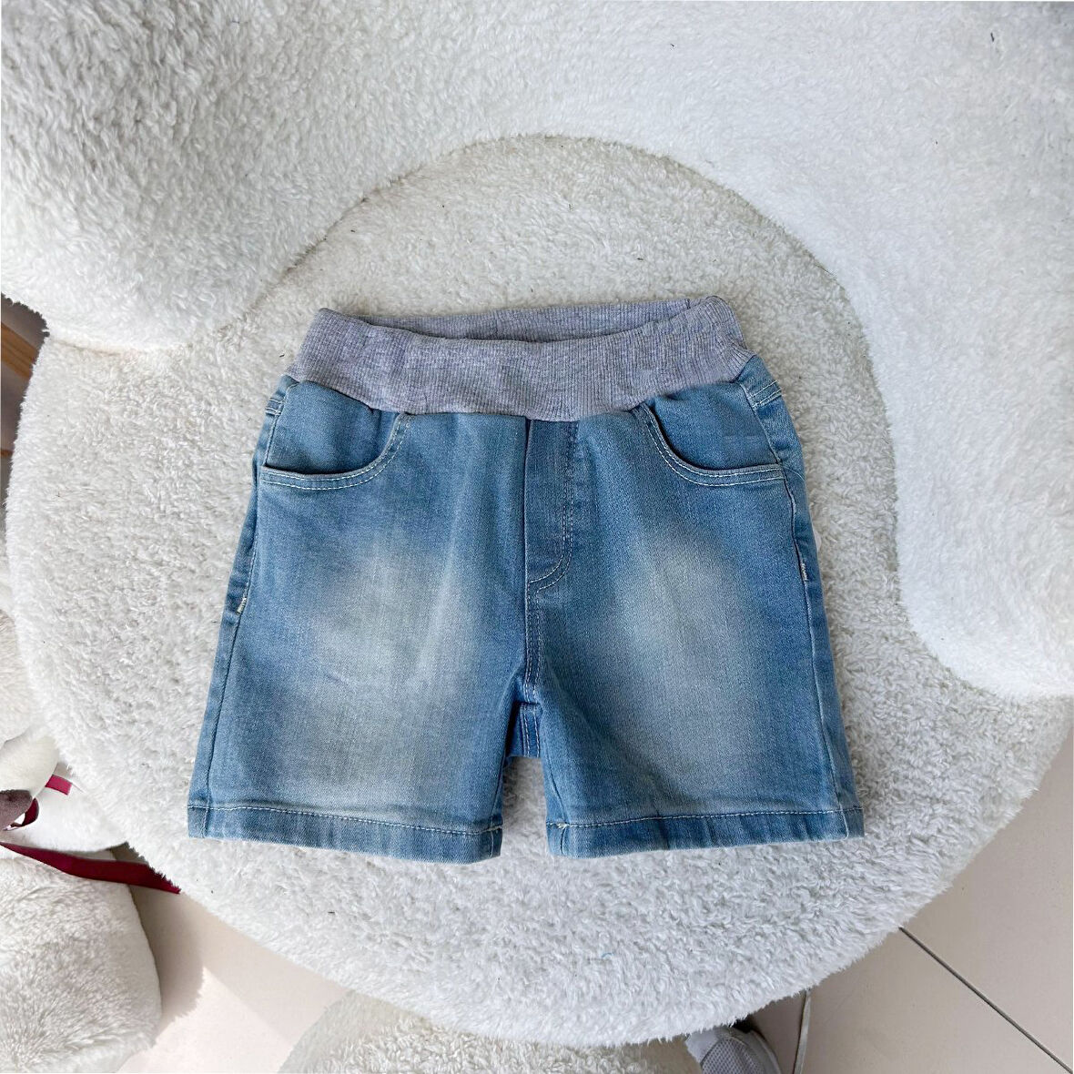 Erkek Bebek Beli Lastikli Rahat Kalıp Kot Şort