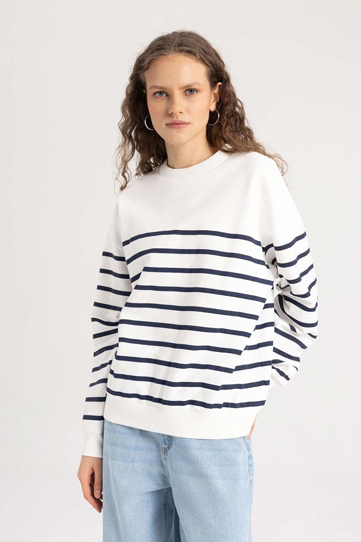 DeFacto Relax Fit Bisiklet Yaka Çizgili İnce Sweatshirt A9255AX24SPNV31