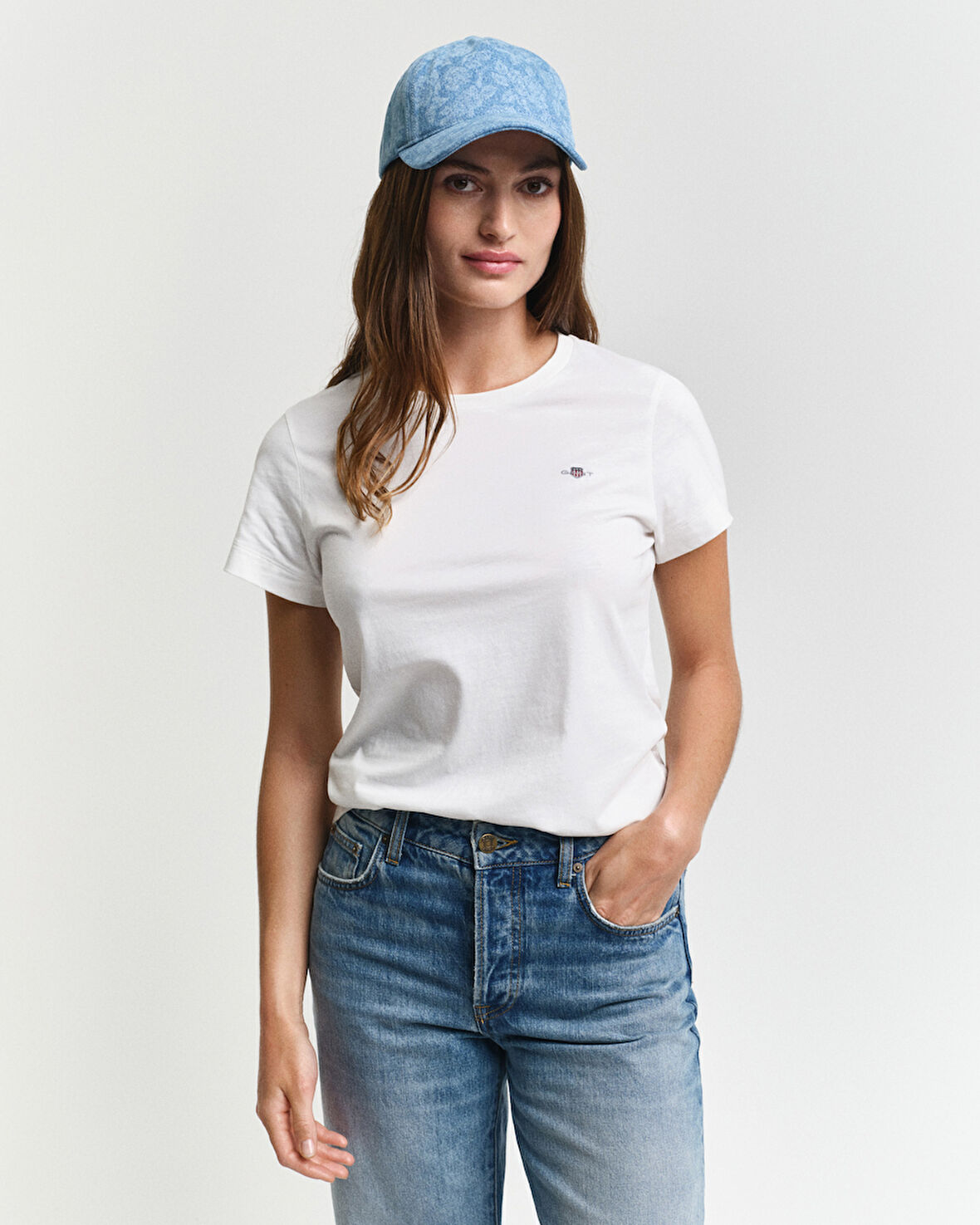 GANT Kadın Beyaz Regular Fit Bisiklet Yaka T-Shirt