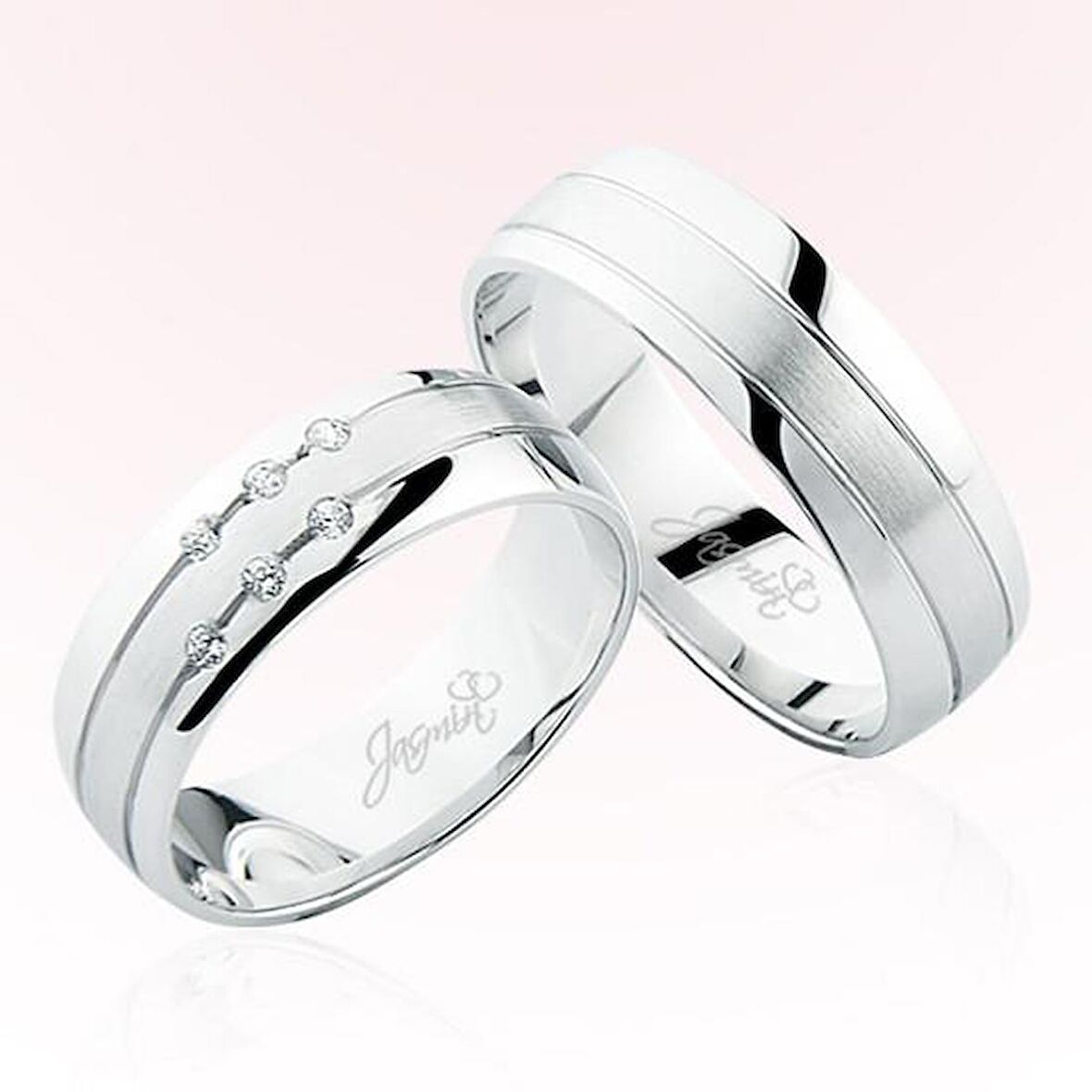 Harem Altın Beyaz Şeritli Taşlı Altın Alyans 4803