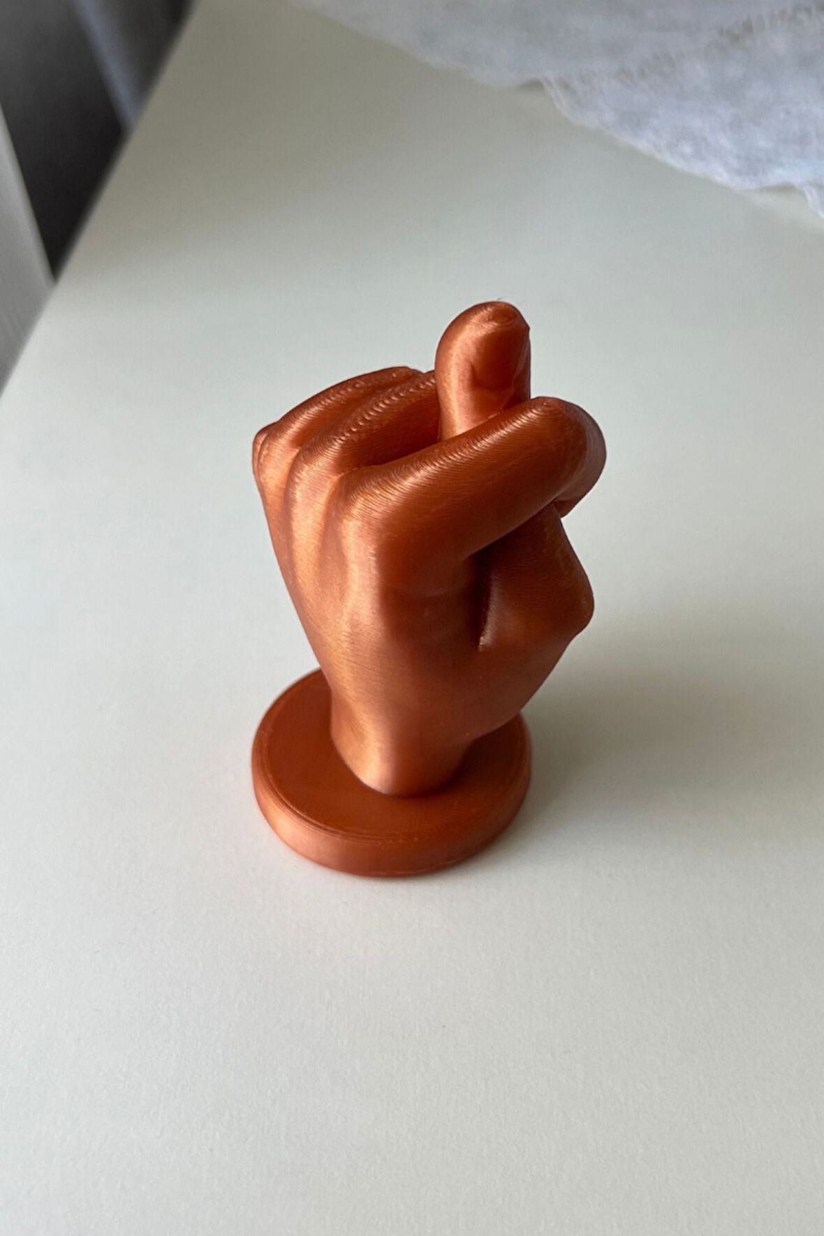 Nah İşareti Dekoratif El Heykeli | Masaüstü 3D Biblo | Modern Ofis ve Ev Süs Eşyası
