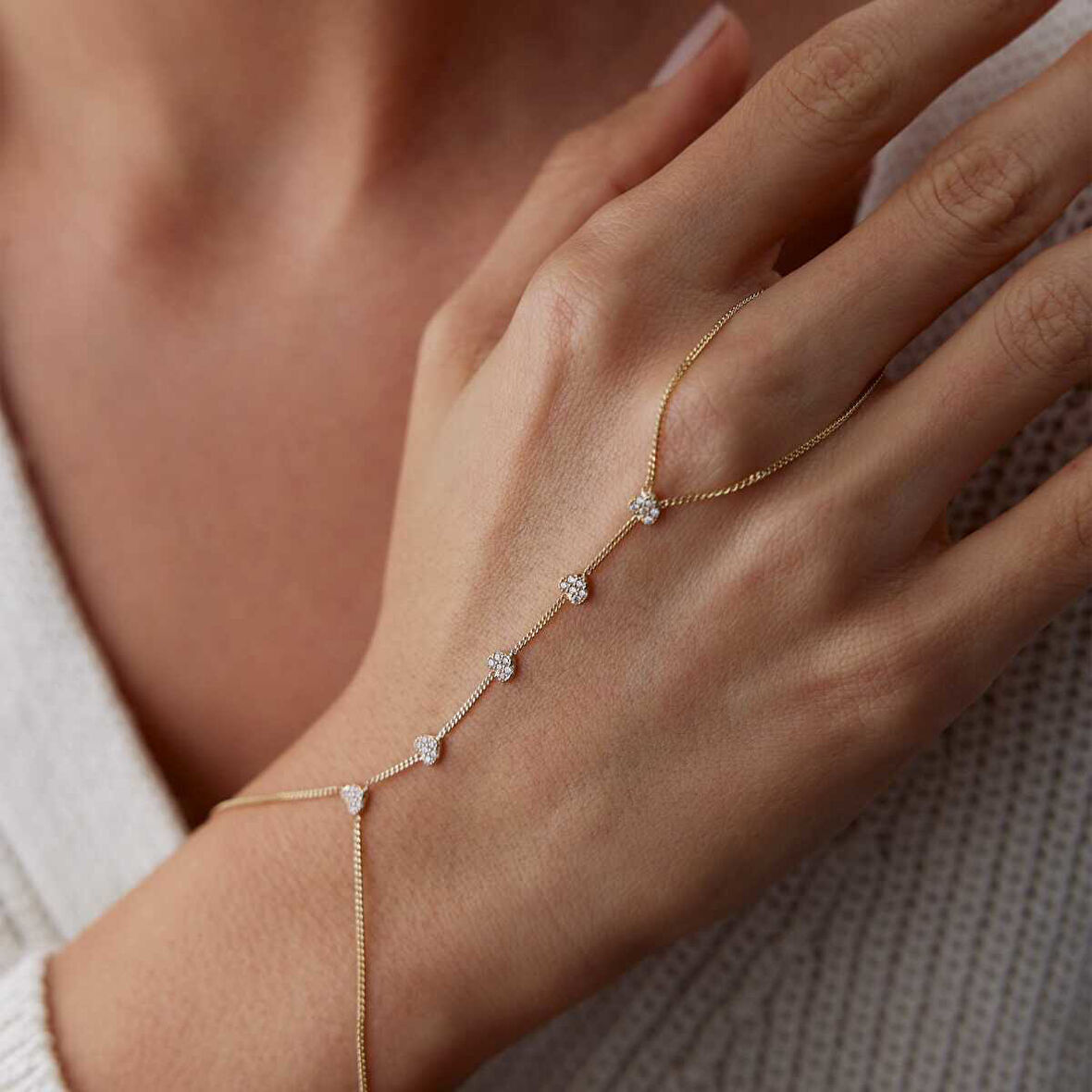 Sıra Taşlı Kalp Şahmeran