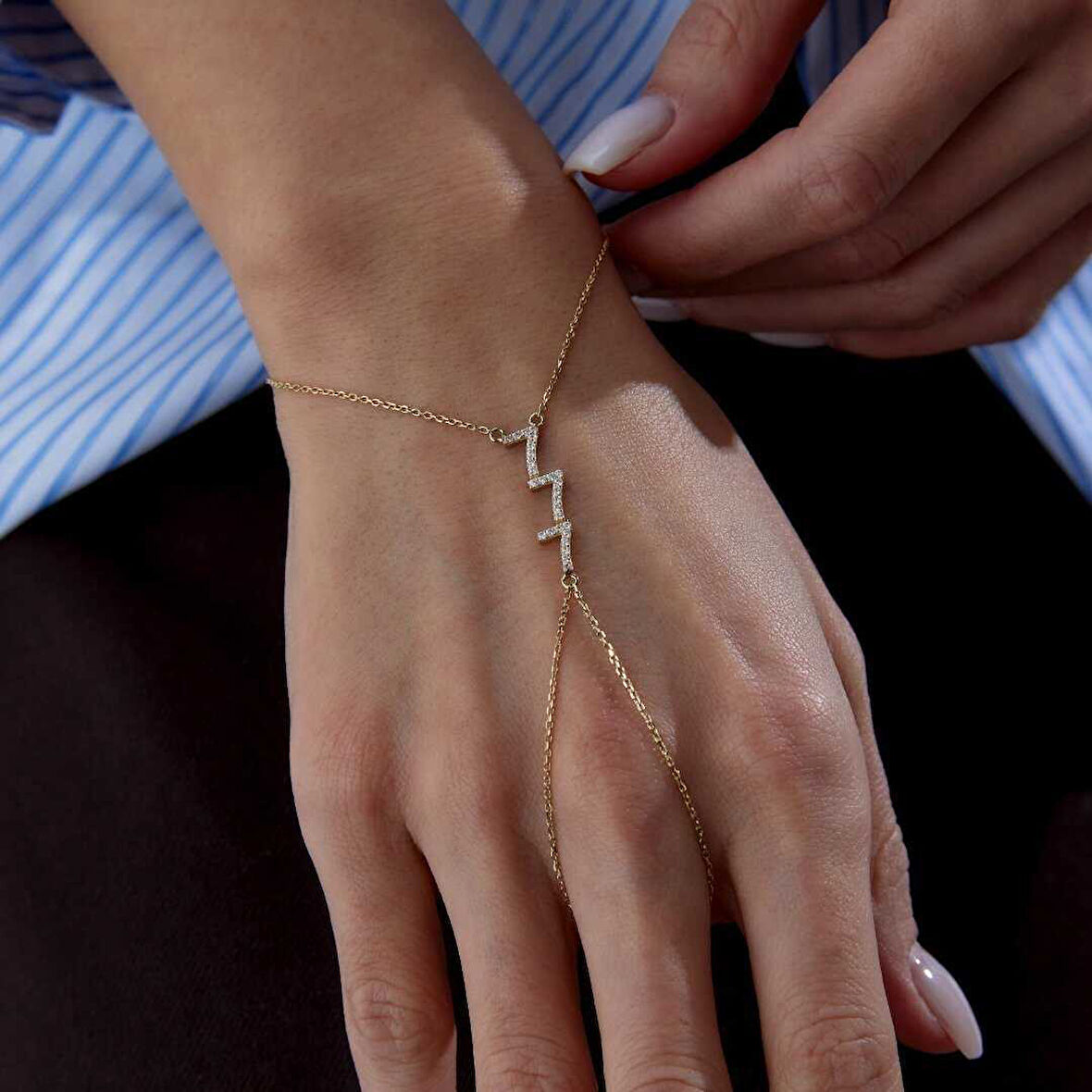 777 Manifest Şahmeran