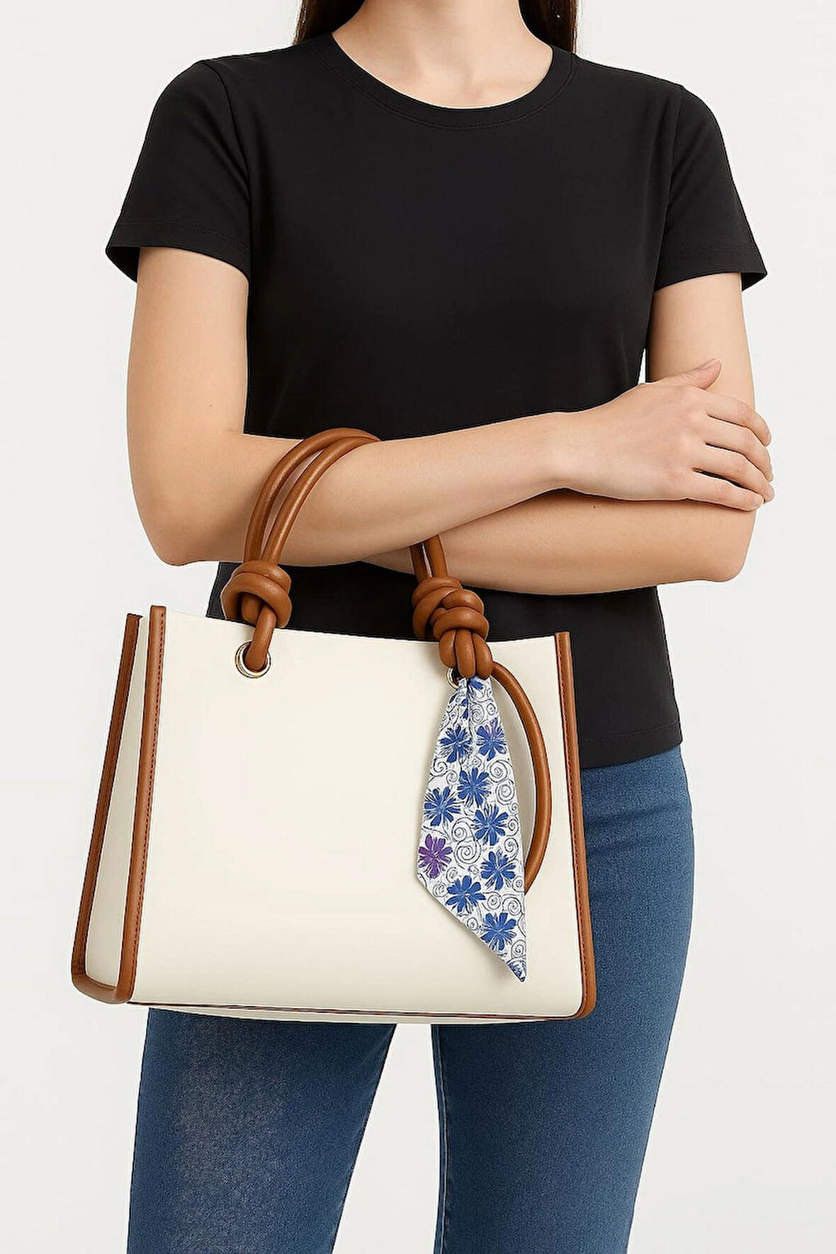 Kadın Fularlı Büyük Boy El ve Omuz Çantası