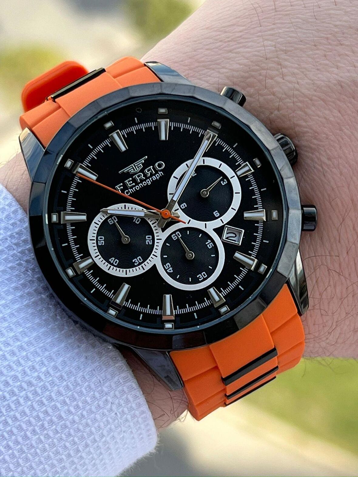 Ferro İç Fonksiyonları Aktif Turuncu Renk Slikon Kordon 30 Mt Su Geçirmez Erkek Kol Saat EF31360-ZL