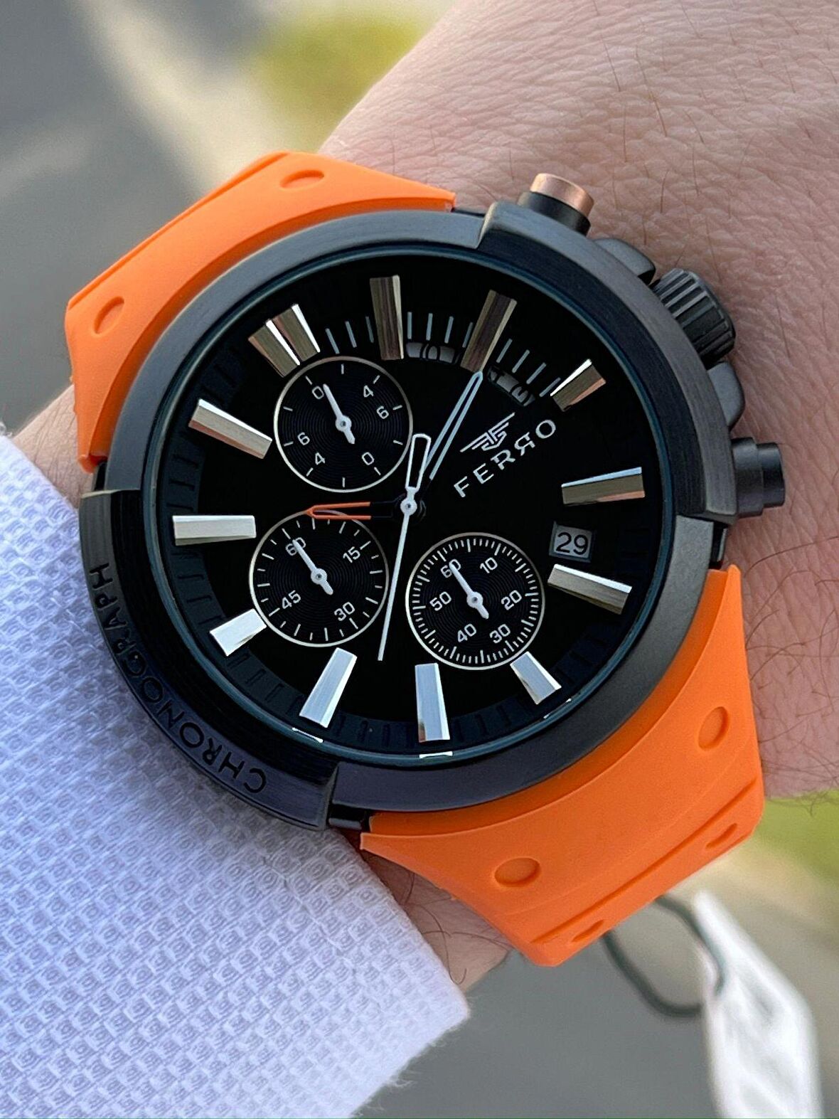 Ferro İç Fonksiyonları Aktif Turuncu Renk Slikon Kordon 30 Mt Su Geçirmez Erkek Kol Saat EF11002-ZL